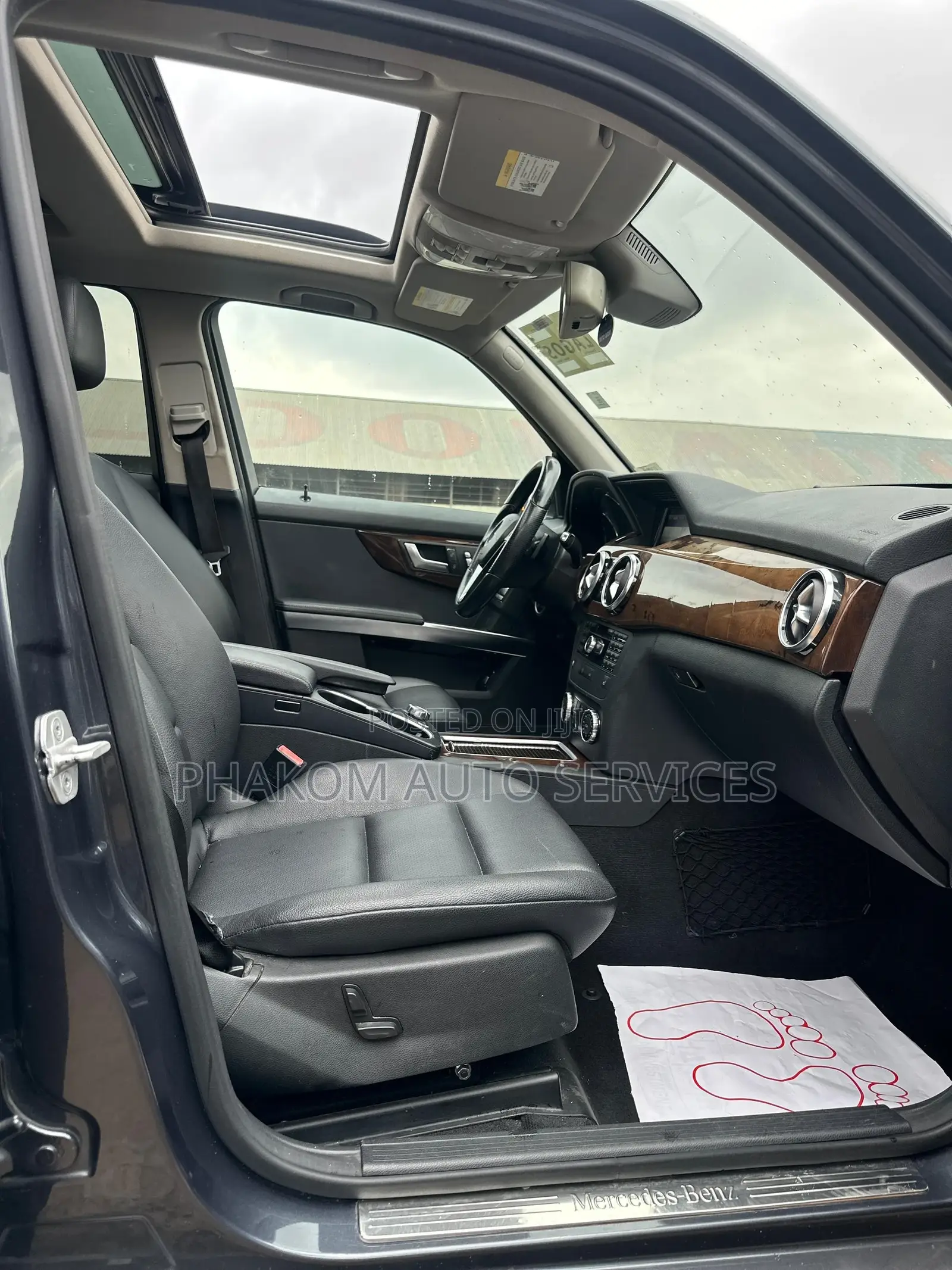 Mercedes-Benz GLK-Class 350 4MATIC 2014 Gray
