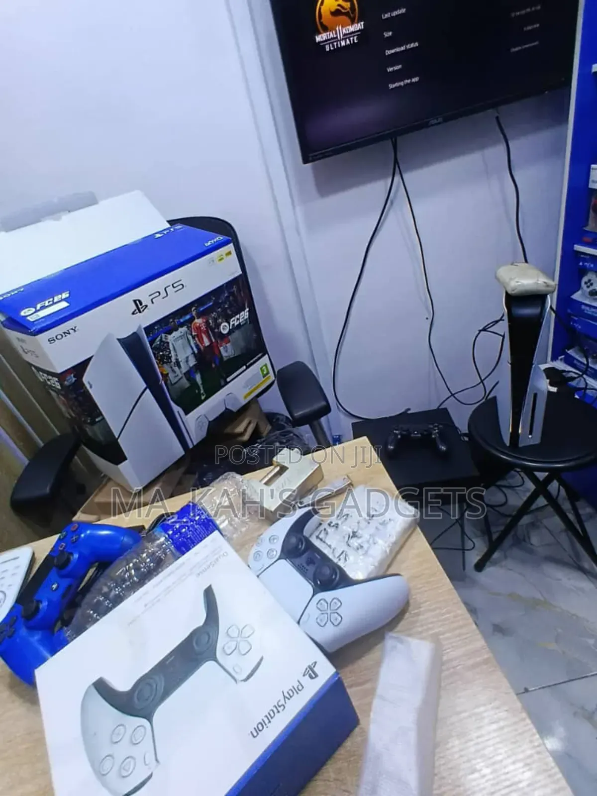 Ps5 Open Box. First Hand Used. Carton and Everything Intact