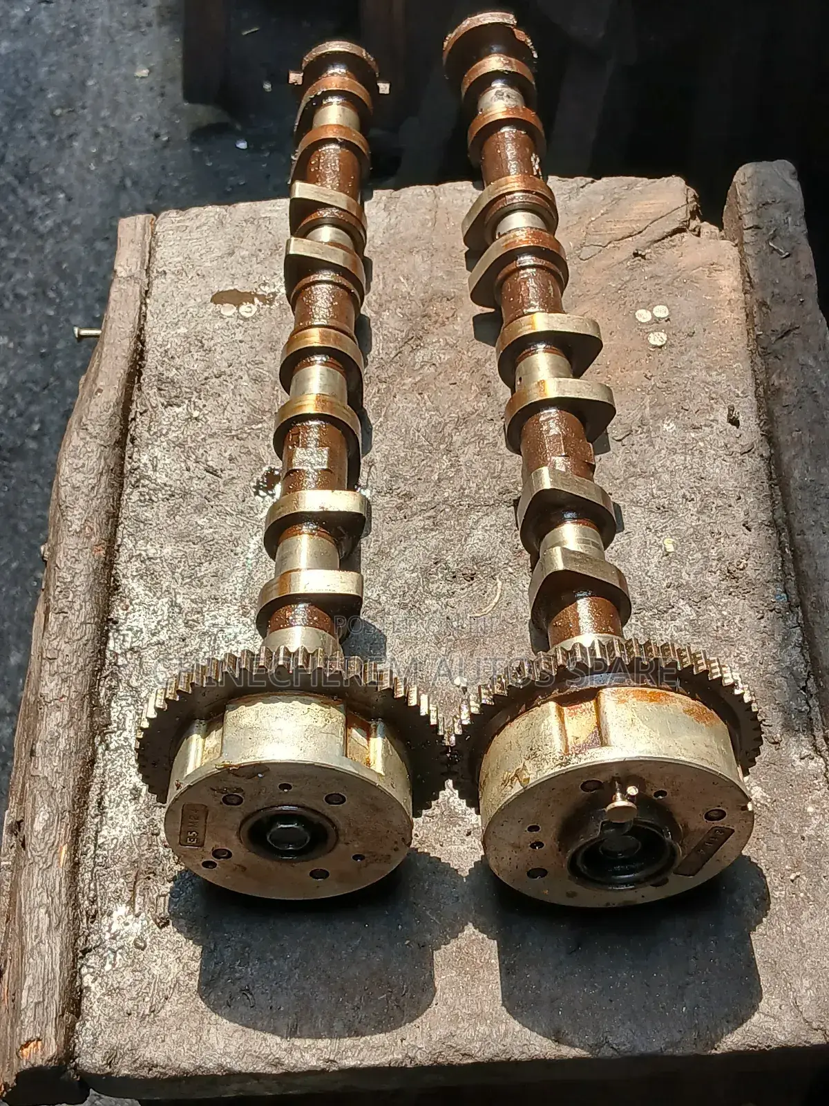 Camshaft for 2.4 Dodge Caliber 4 Plug