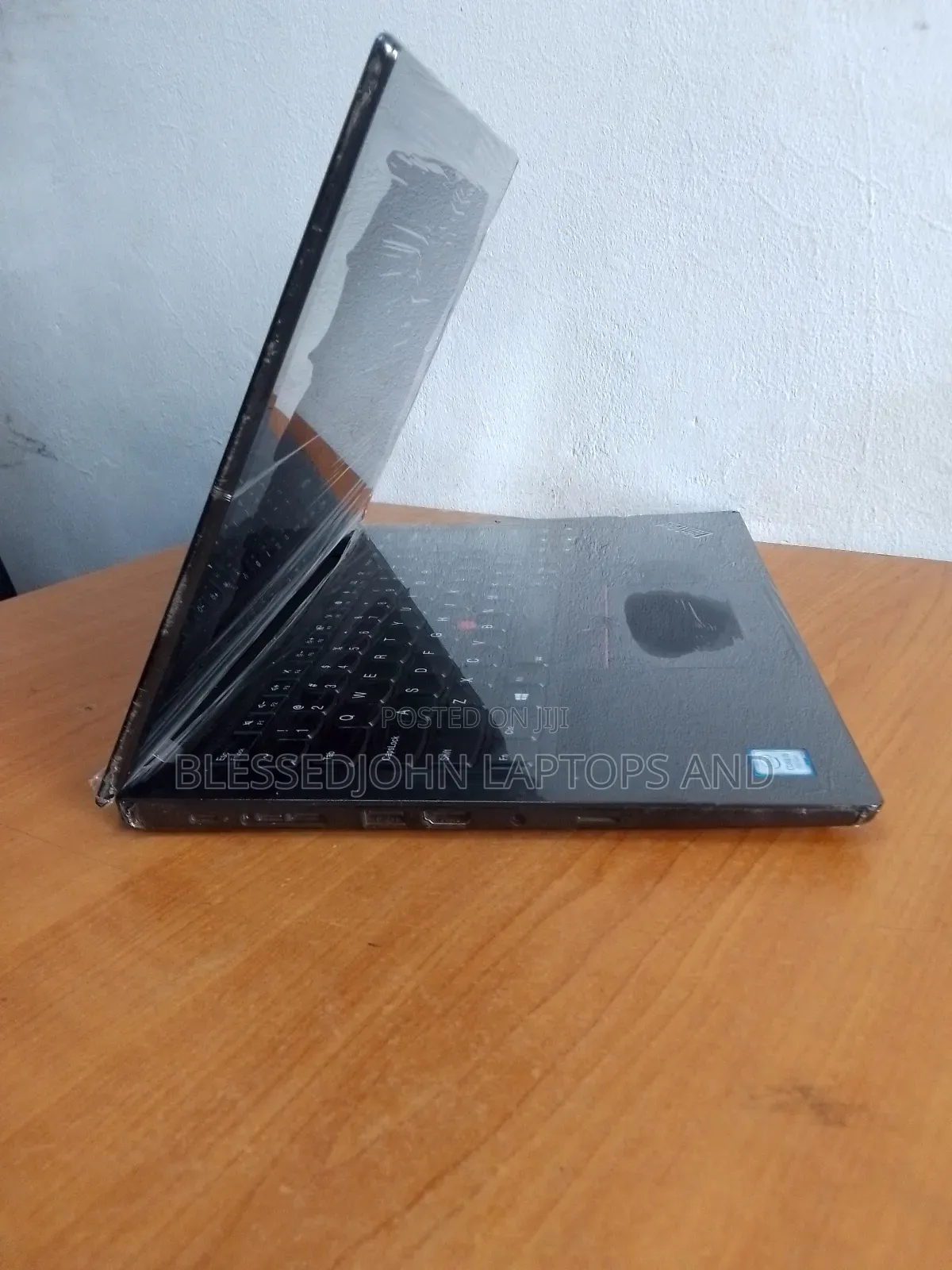 Laptop Lenovo Thinkpad T490s 16GB Intel Core i5 SSD 256GB