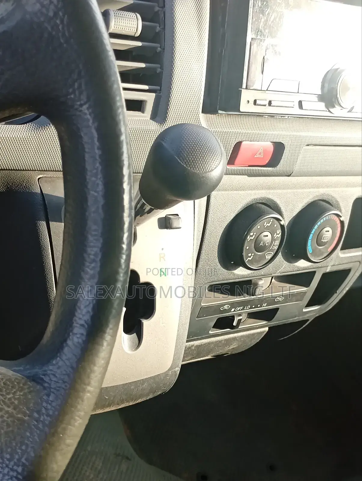 Toyota HiAce 2009 Green