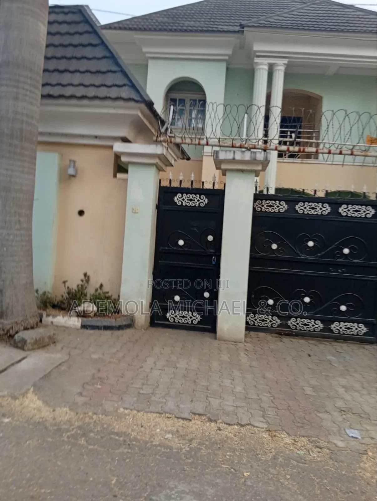 5bdrm Duplex in Wuse Zone for rent