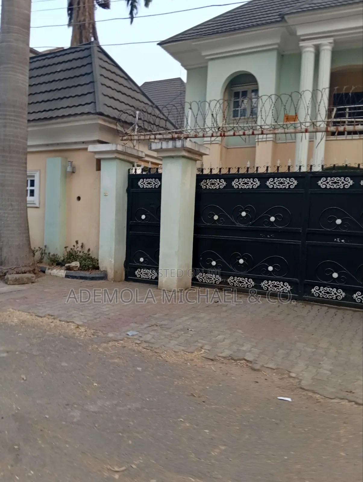 5bdrm Duplex in Wuse Zone for rent