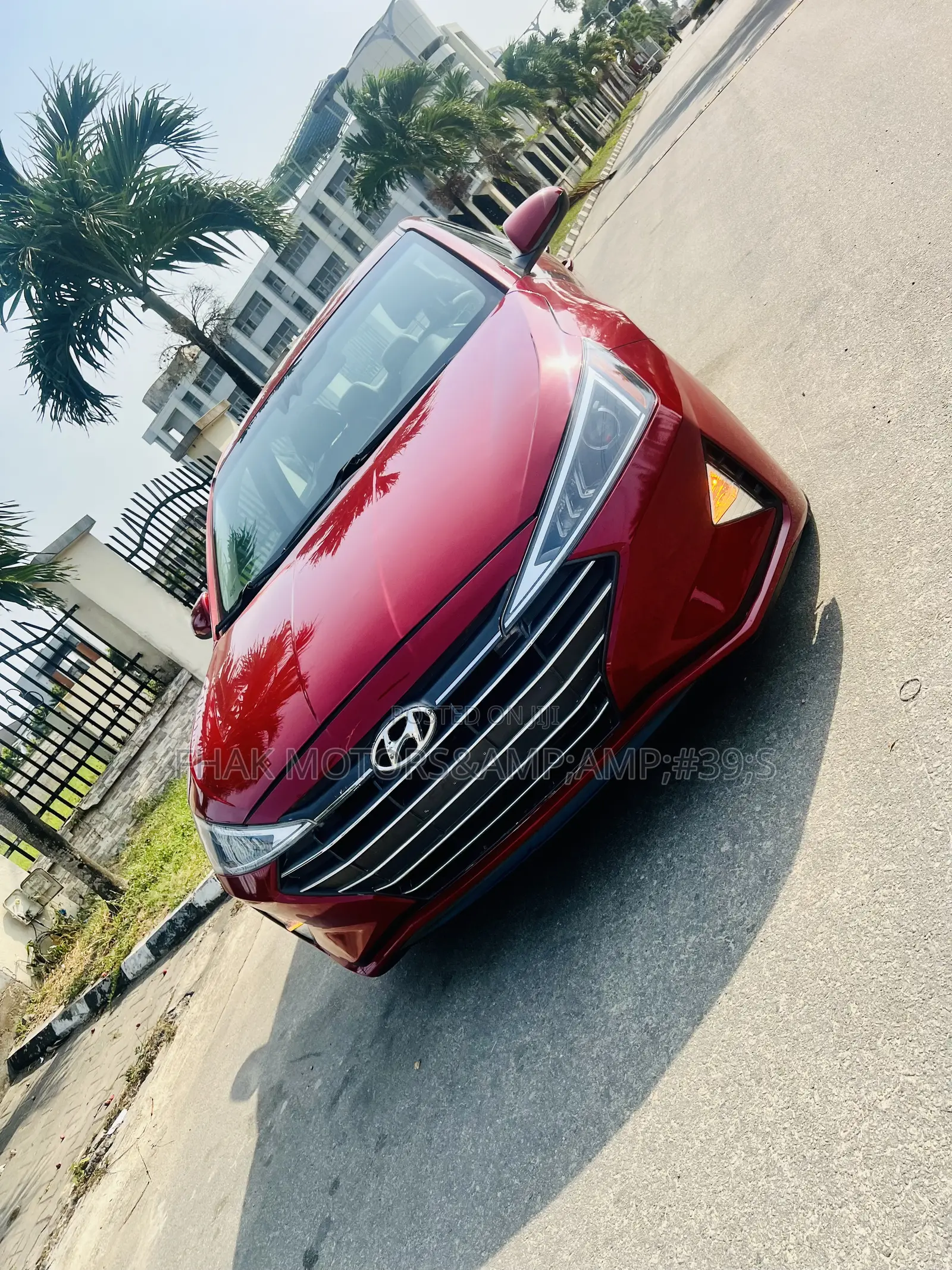 Hyundai Elantra SE 2020 Red