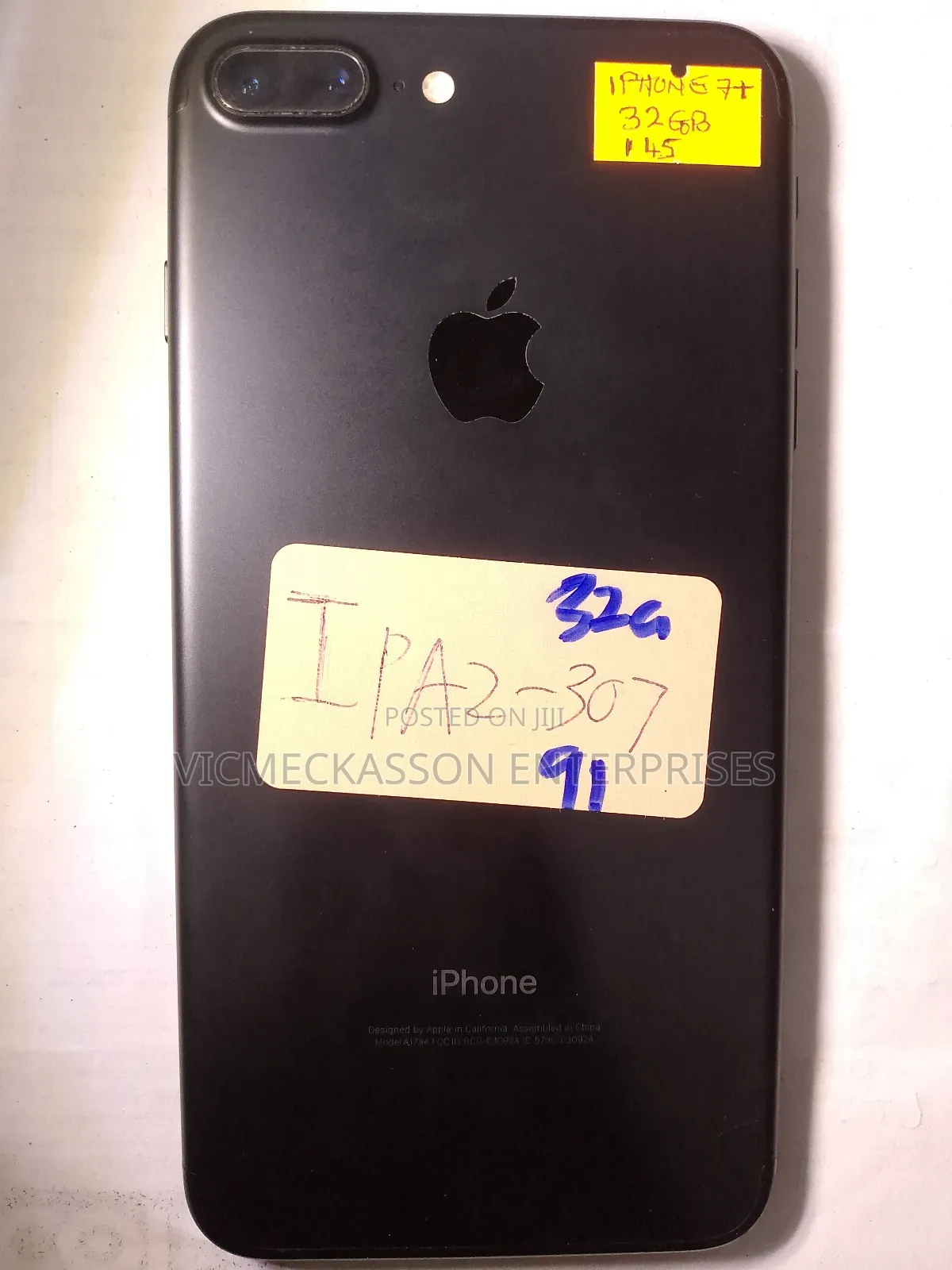 Apple iPhone 7 Plus 32 GB Black