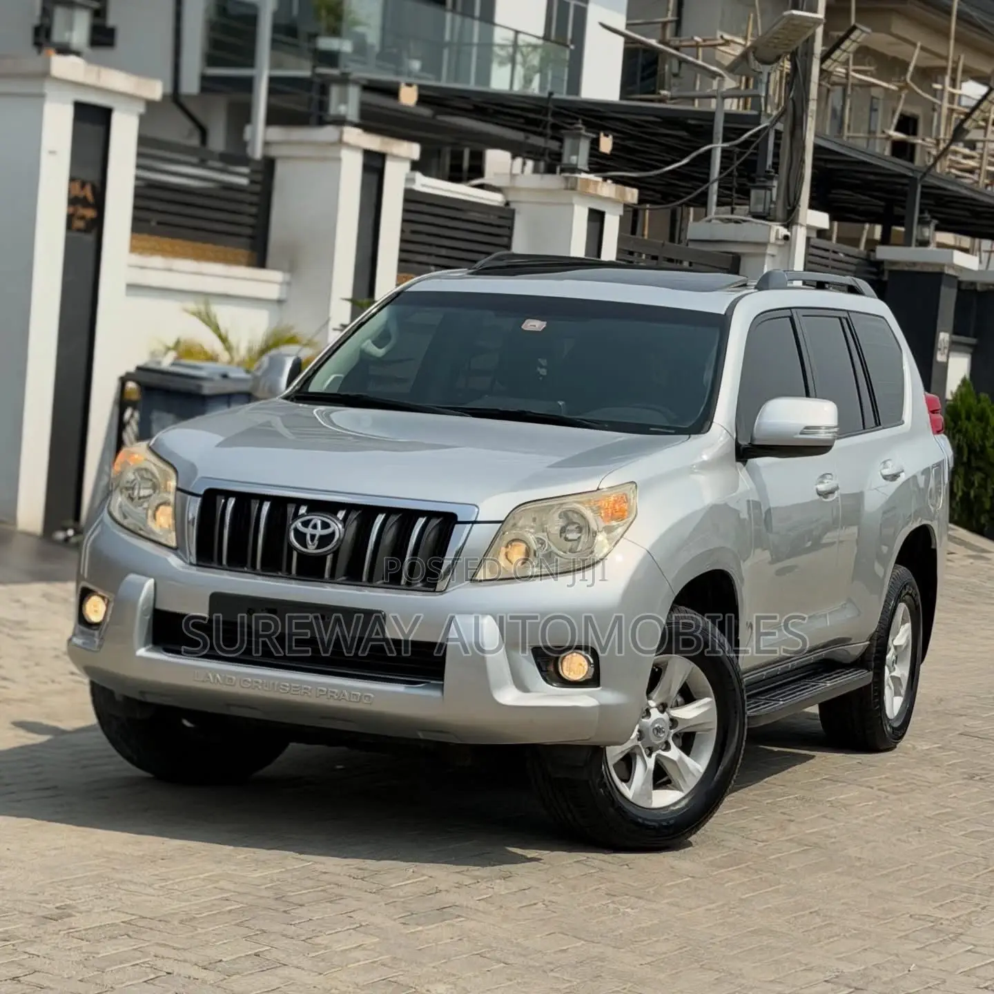 Toyota Land Cruiser Prado 2010 Silver