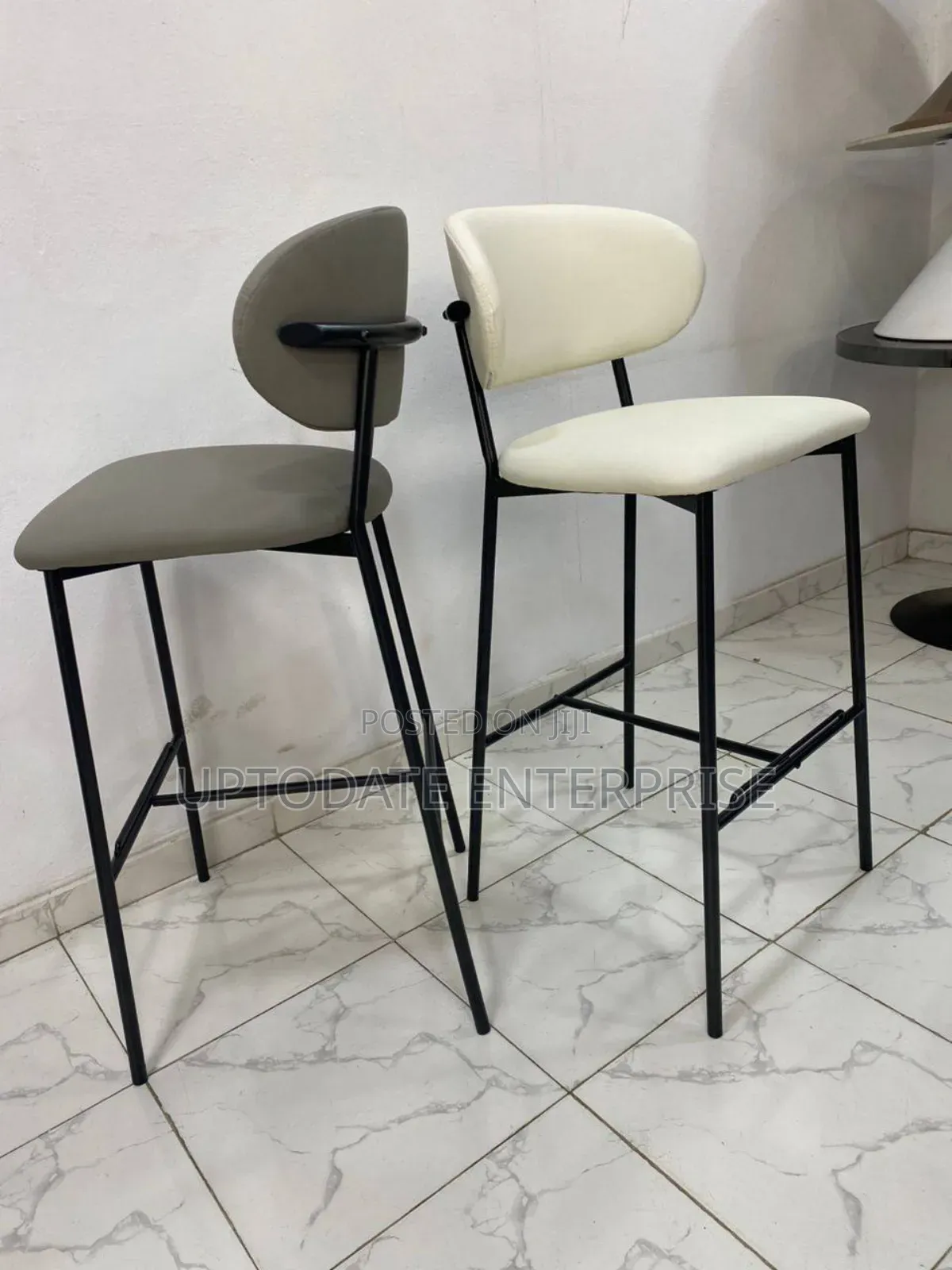 Back Rest Bar Stool