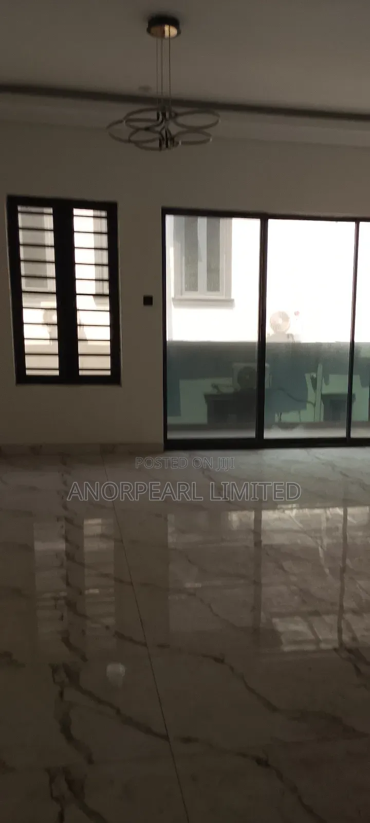 4bdrm Duplex in Lekki Phase 1 for sale