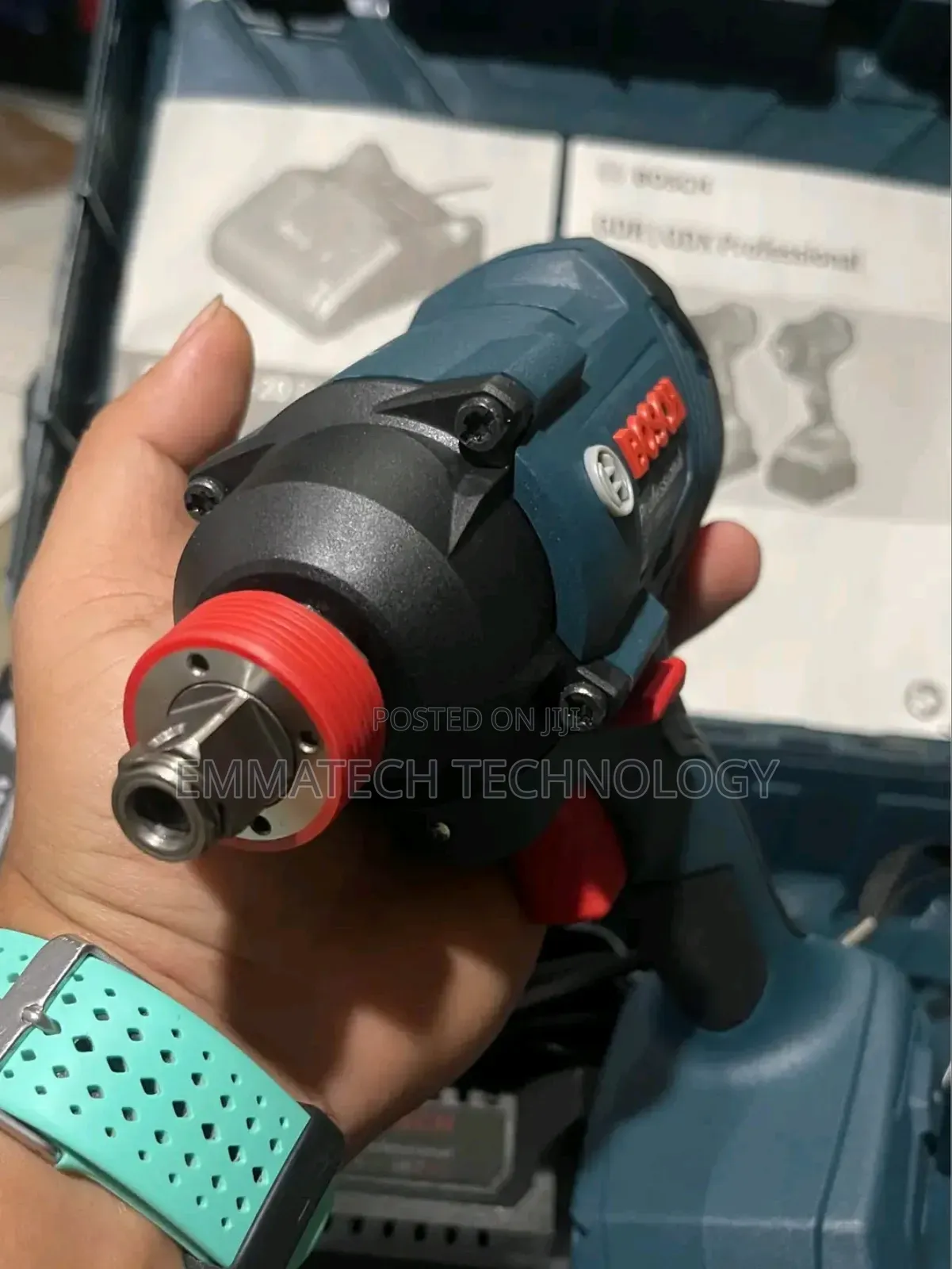 Bosch Impact Wrench Machine