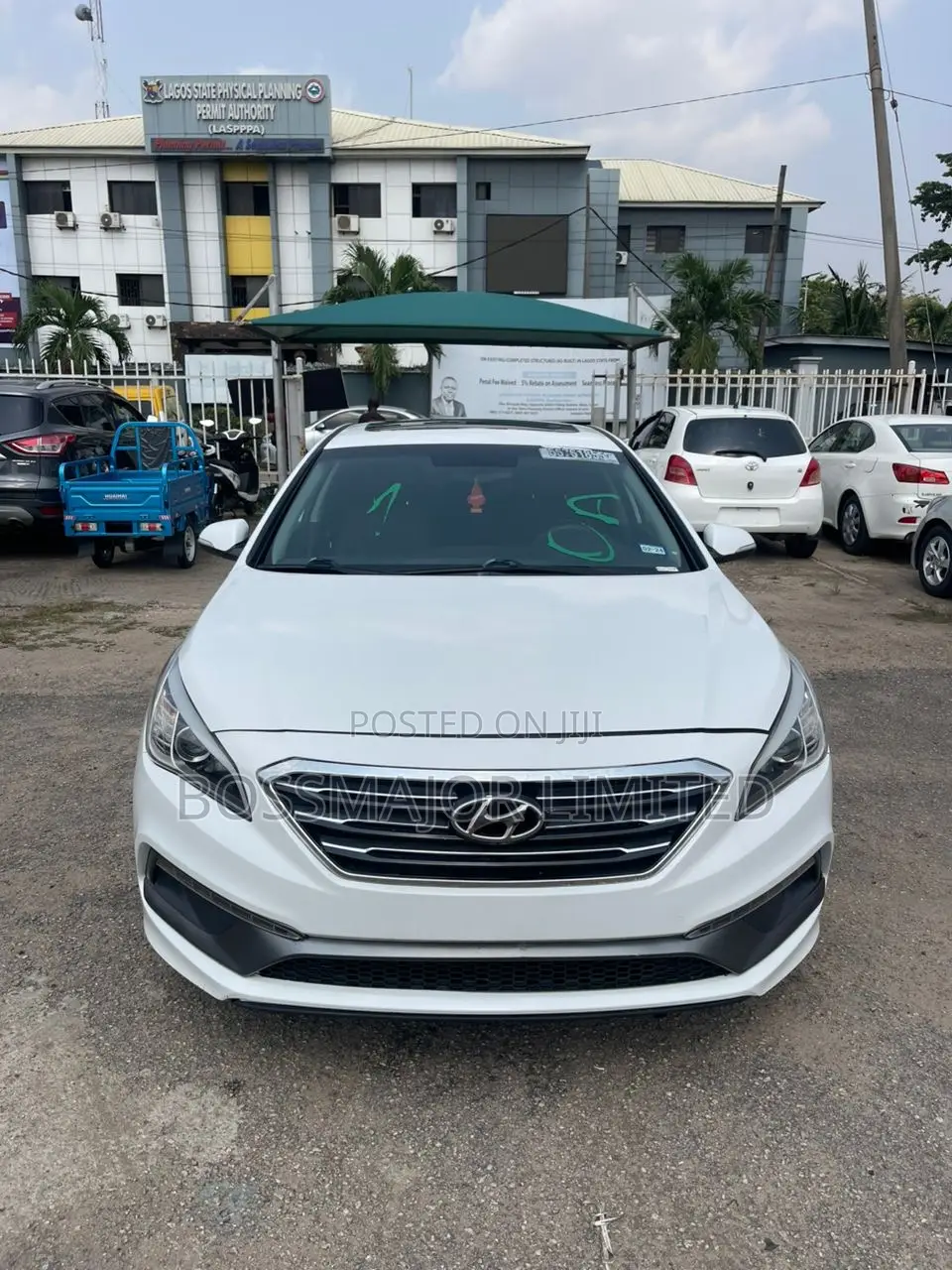 Hyundai Sonata Sport PZEV 4dr Sedan (2.4L 4cyl 6A) 2015 White