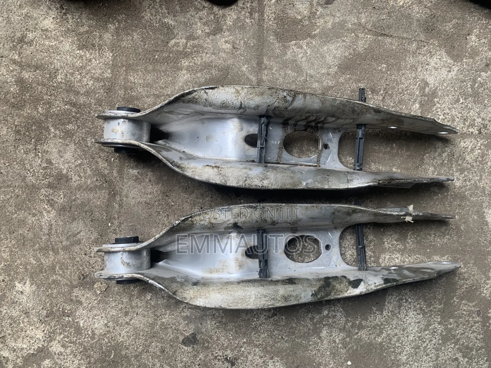 Rear Control Arms Lamborghini Urus Audi Q7, Q8 Q5, Porsche Cayenne 020