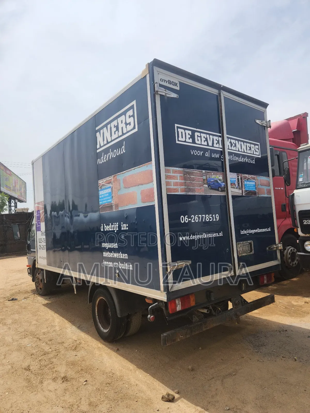 Mitsubishi Canter 2002 Blue