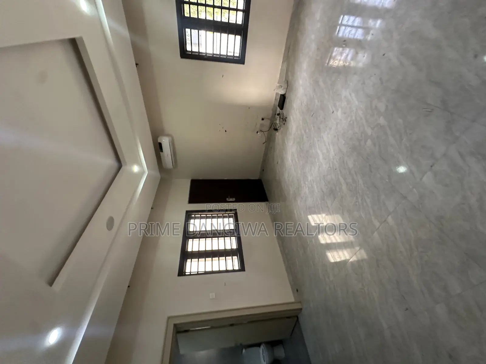 3bdrm Apartment in Wuse 2 for rent