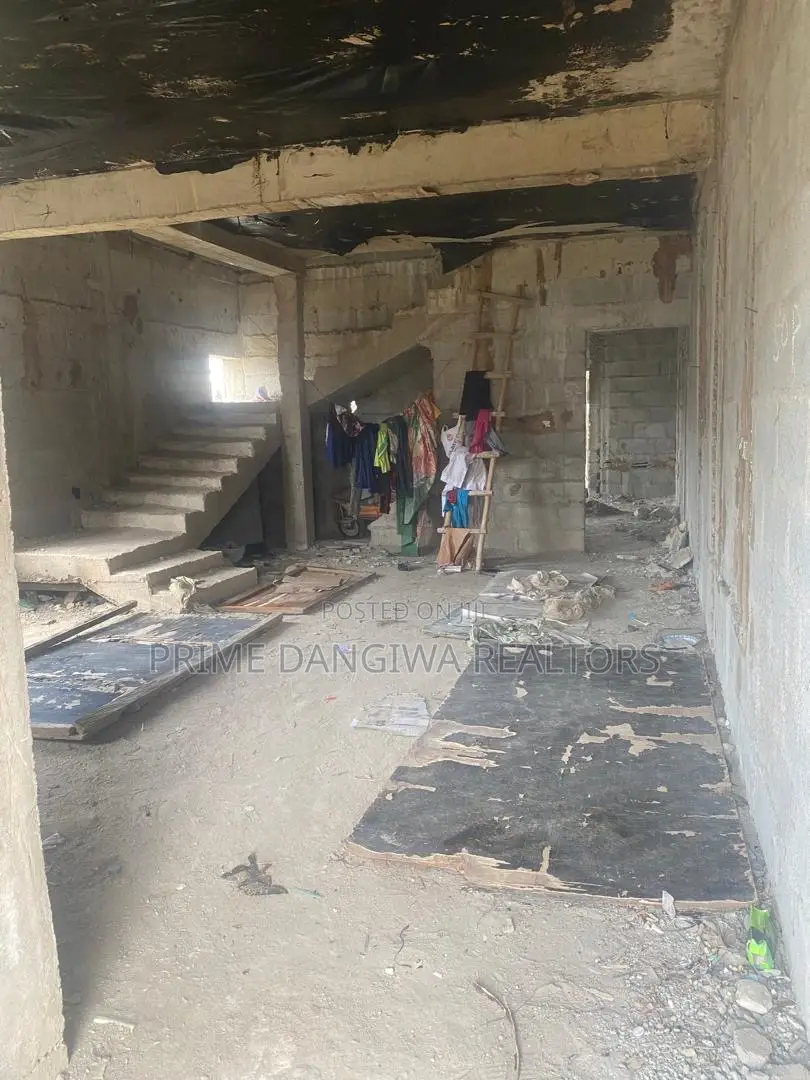 4bdrm Townhouse/Terrace in Grand Pela, Durumi for sale