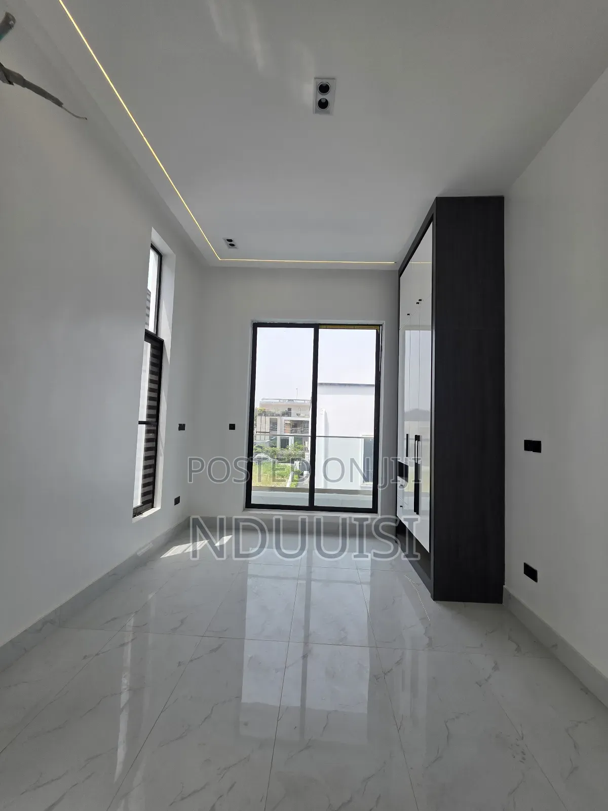 5bdrm Duplex in Megamond Estate, Ikota for sale