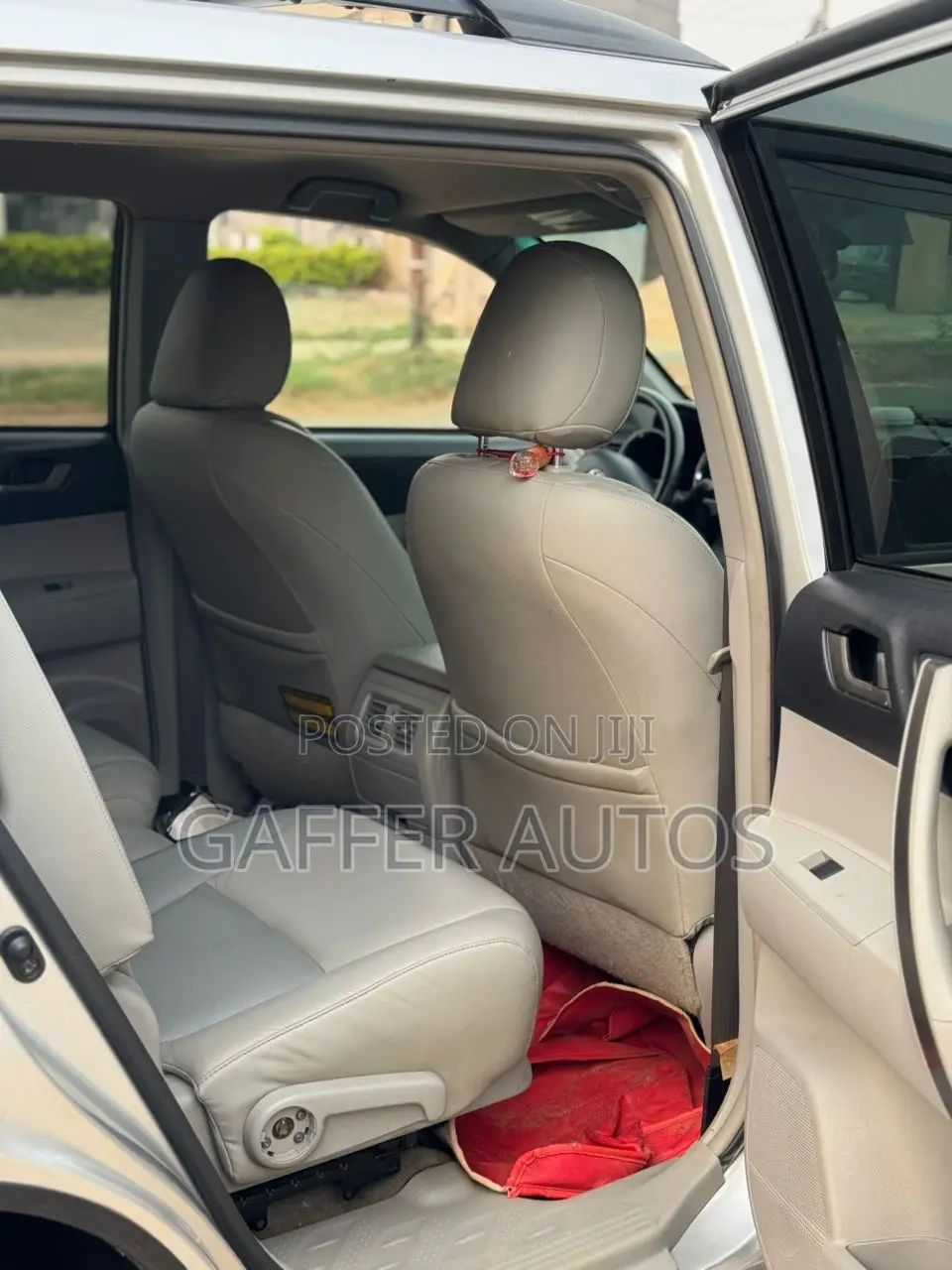Toyota Highlander Limited 2010 Silver