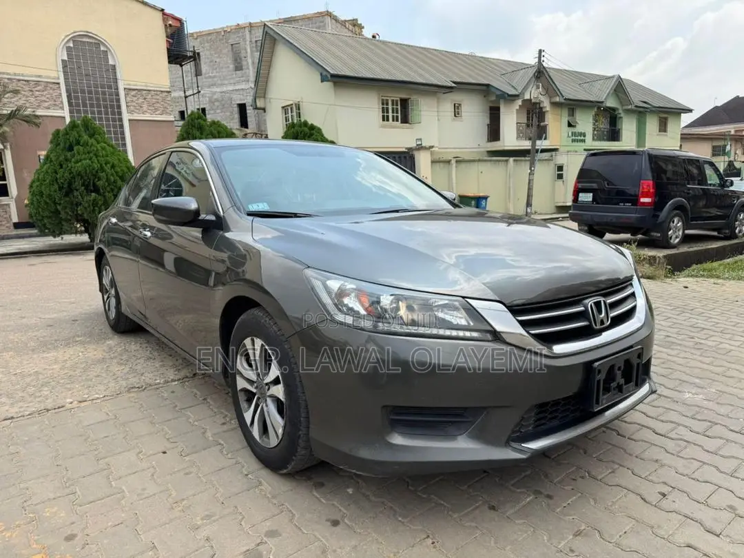 Honda Accord LX 4dr Sedan (2.4L 4cyl 6M) 2014