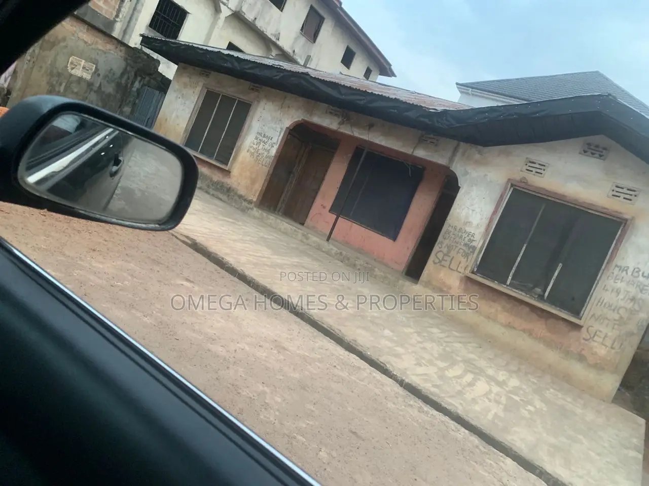 6bdrm Bungalow in Umuahia for sale