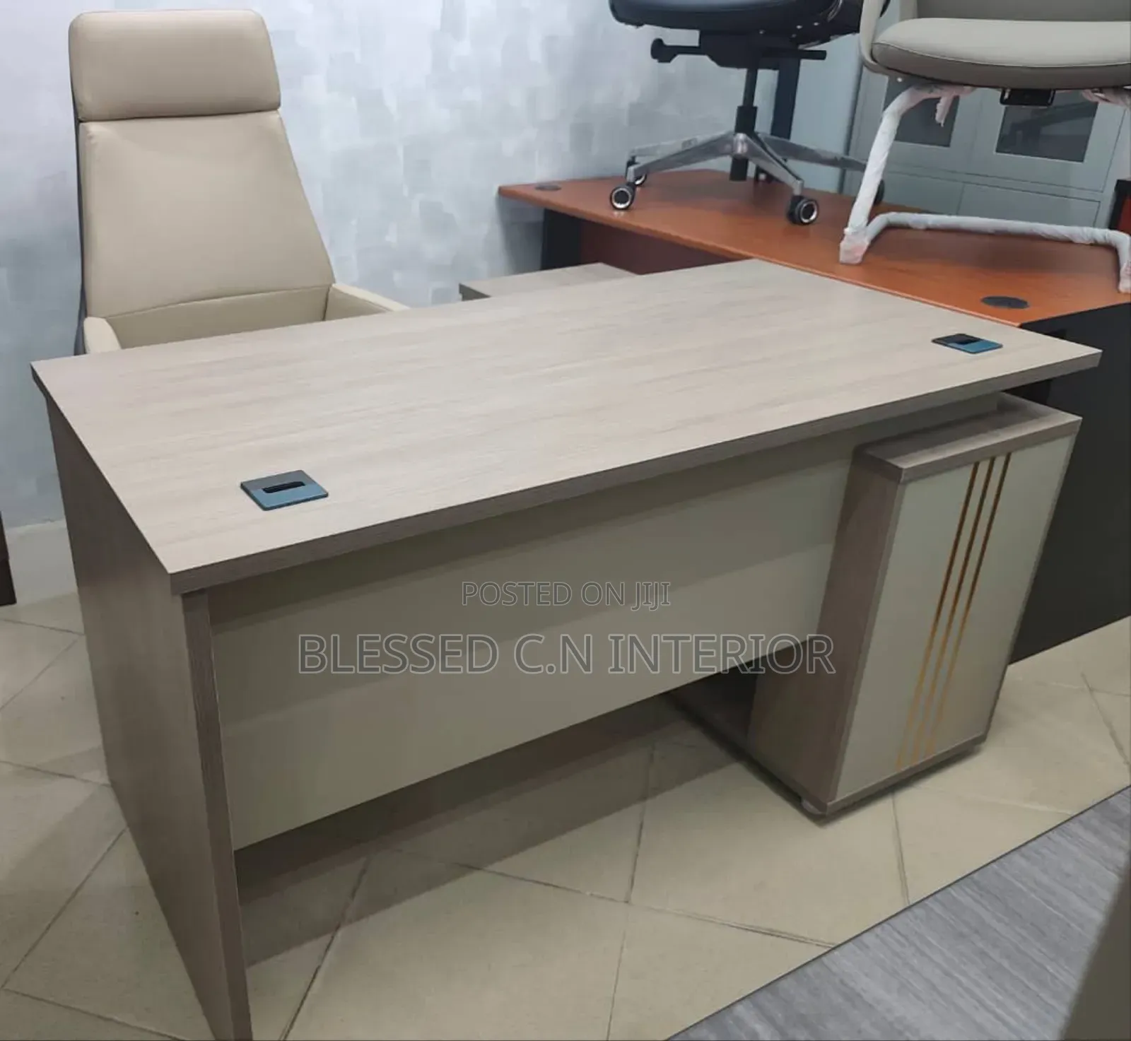 Luxury Office Table