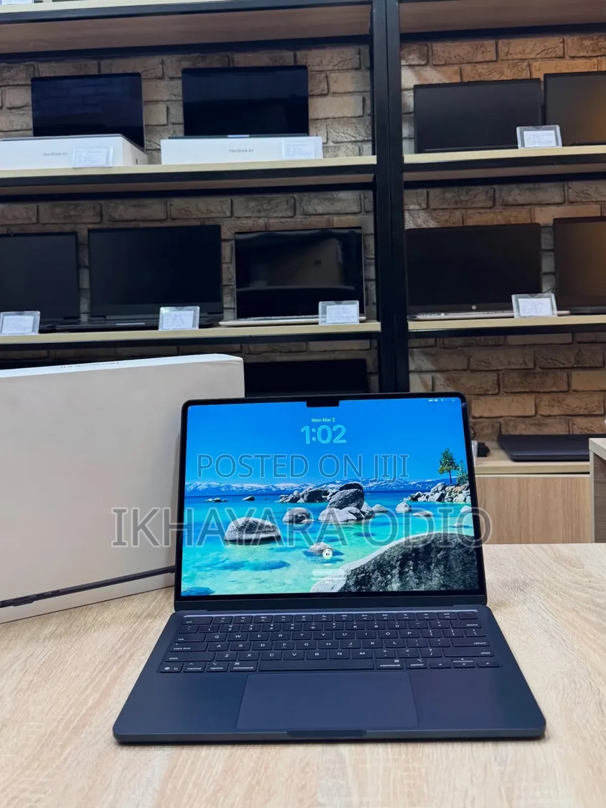 Laptop Apple MacBook Air 2025 M4 13-inch 8GB Apple M5 SSD 512GB