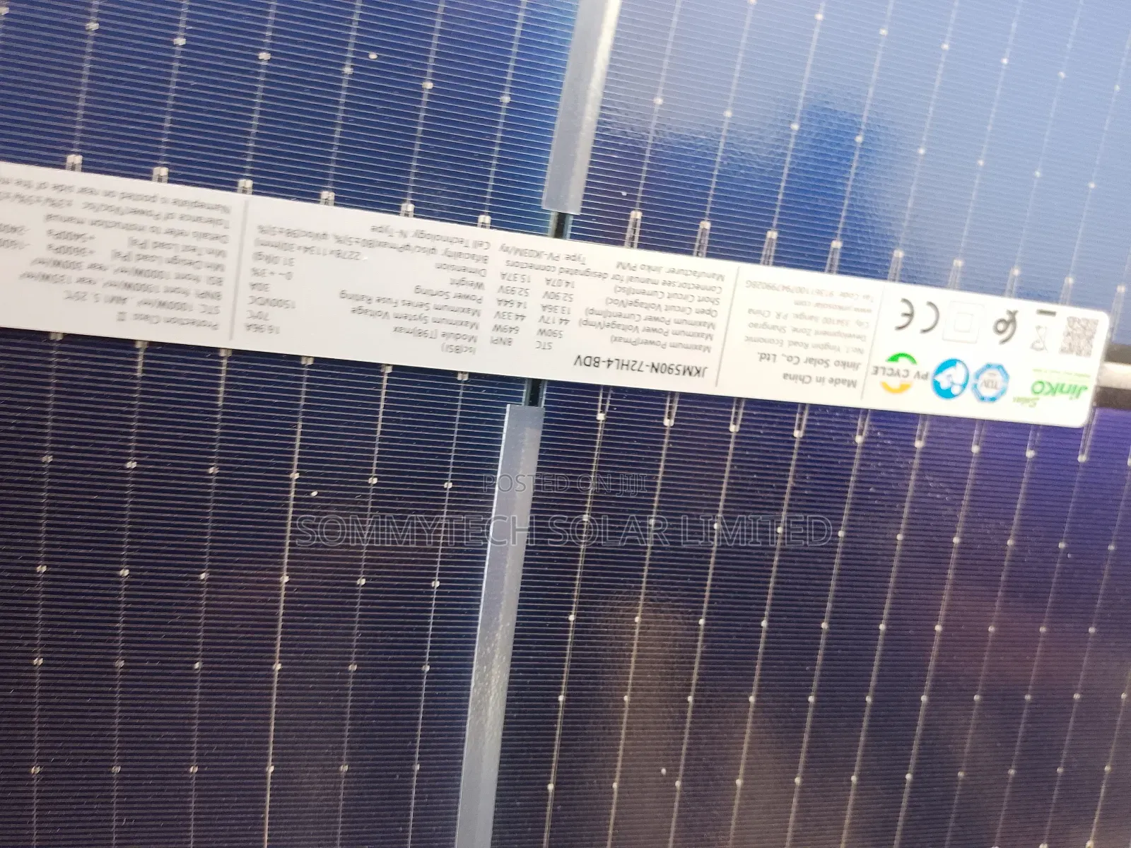 590w Jinko Panel