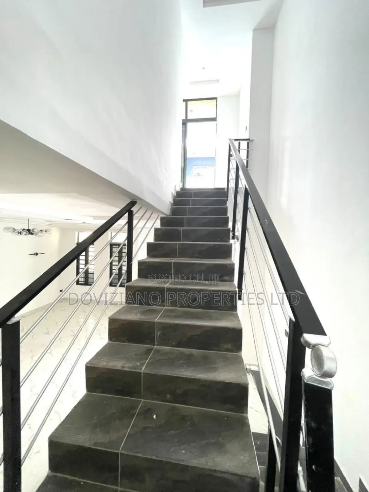 4bdrm Duplex in Ologolo for sale