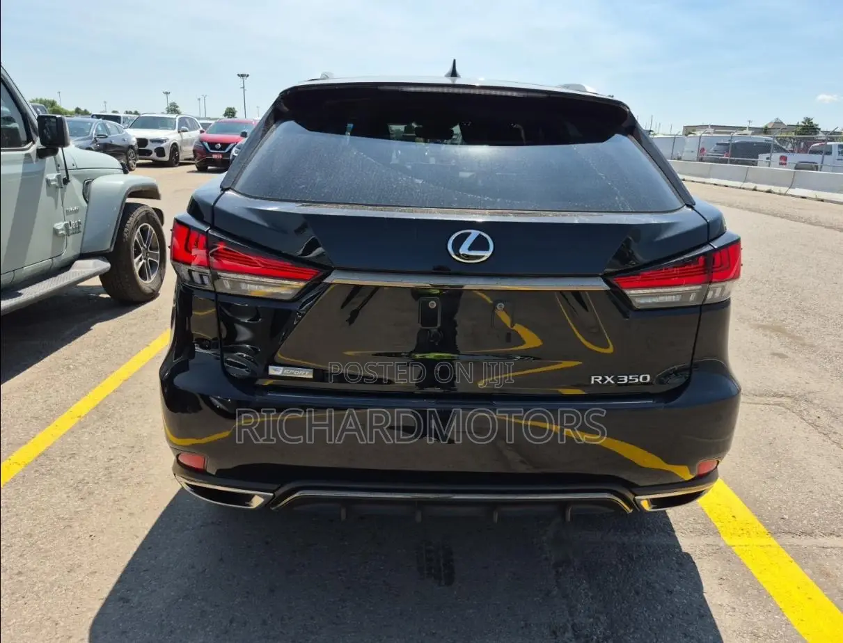 Lexus RX 2022 Black