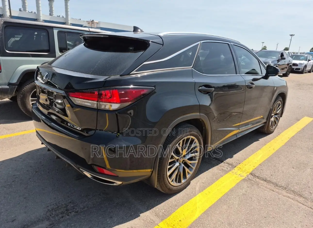 Lexus RX 2022 Black