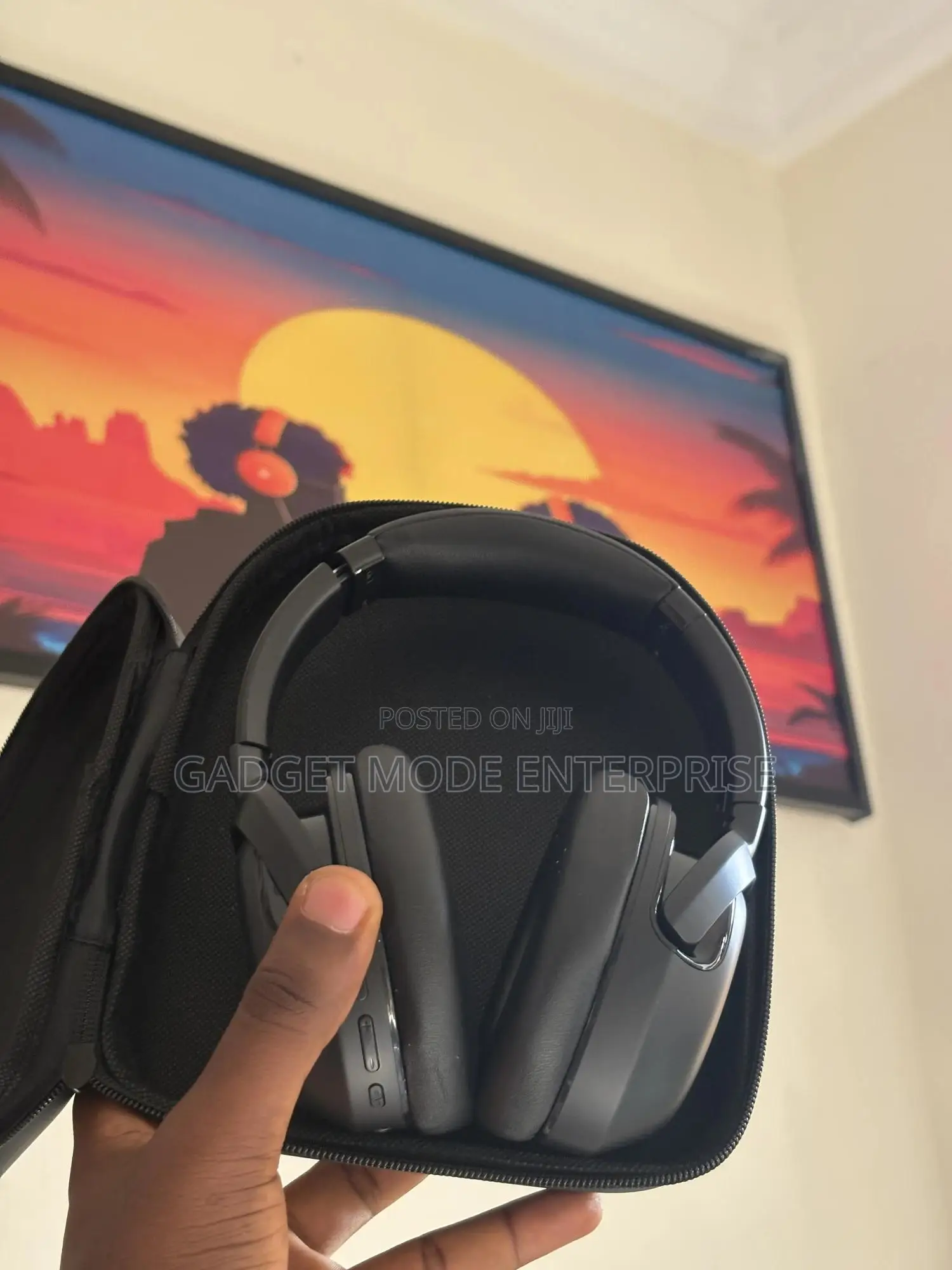JBL Tour One M2 , Wireless Noise-Canceling Headphones