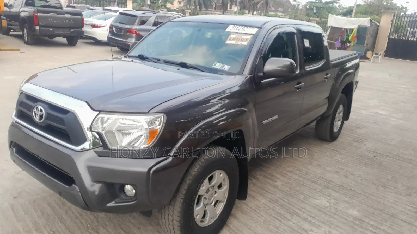 Toyota Tacoma Double Cab 4x4 Long Bed 4.0L V6 5-Speed Automatic 2013