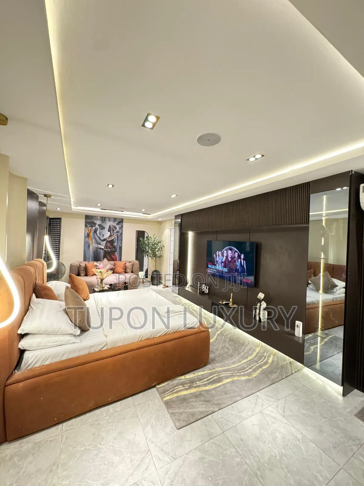 Spacious Studio Apartment With Mini Sea View a Work Space