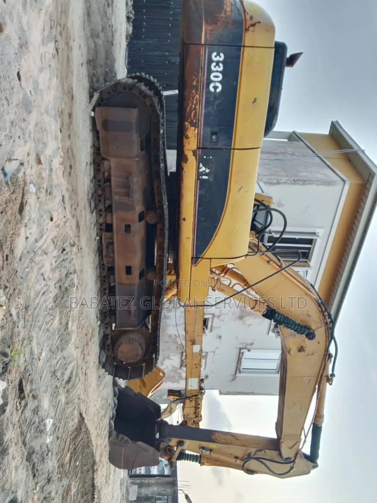 330 C With Hammer Line