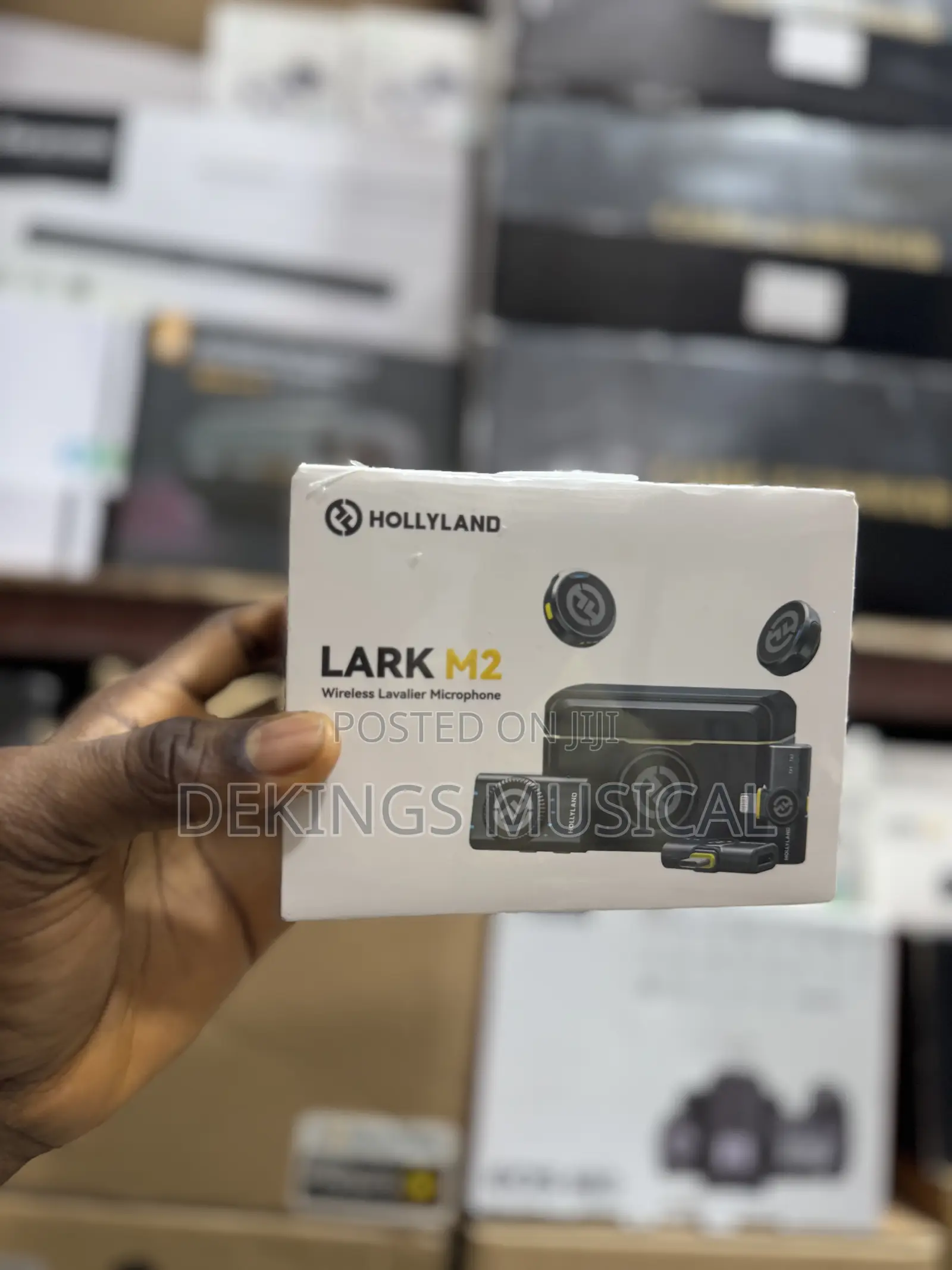 Hollyland Lark M2 Smartphone Wireless Lavalier Microphone.
