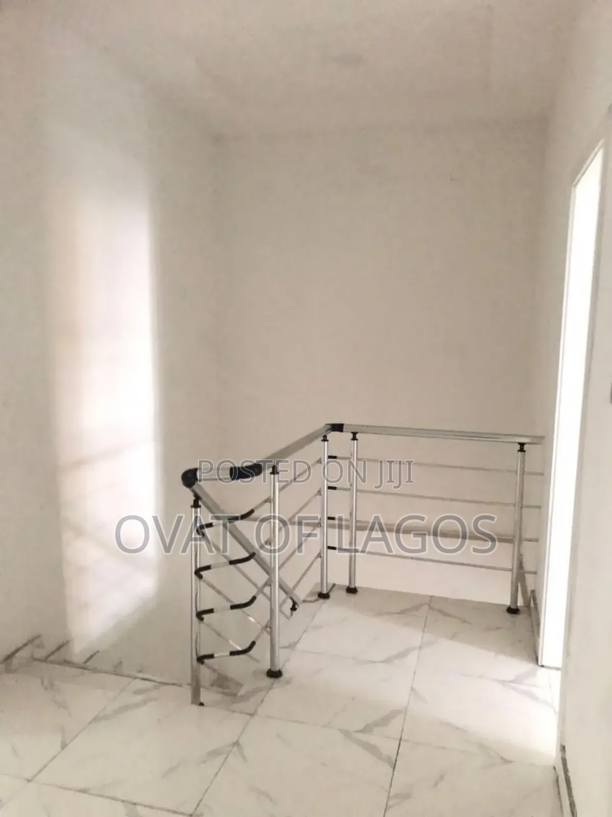 4bdrm Duplex in Ikota Villa for rent