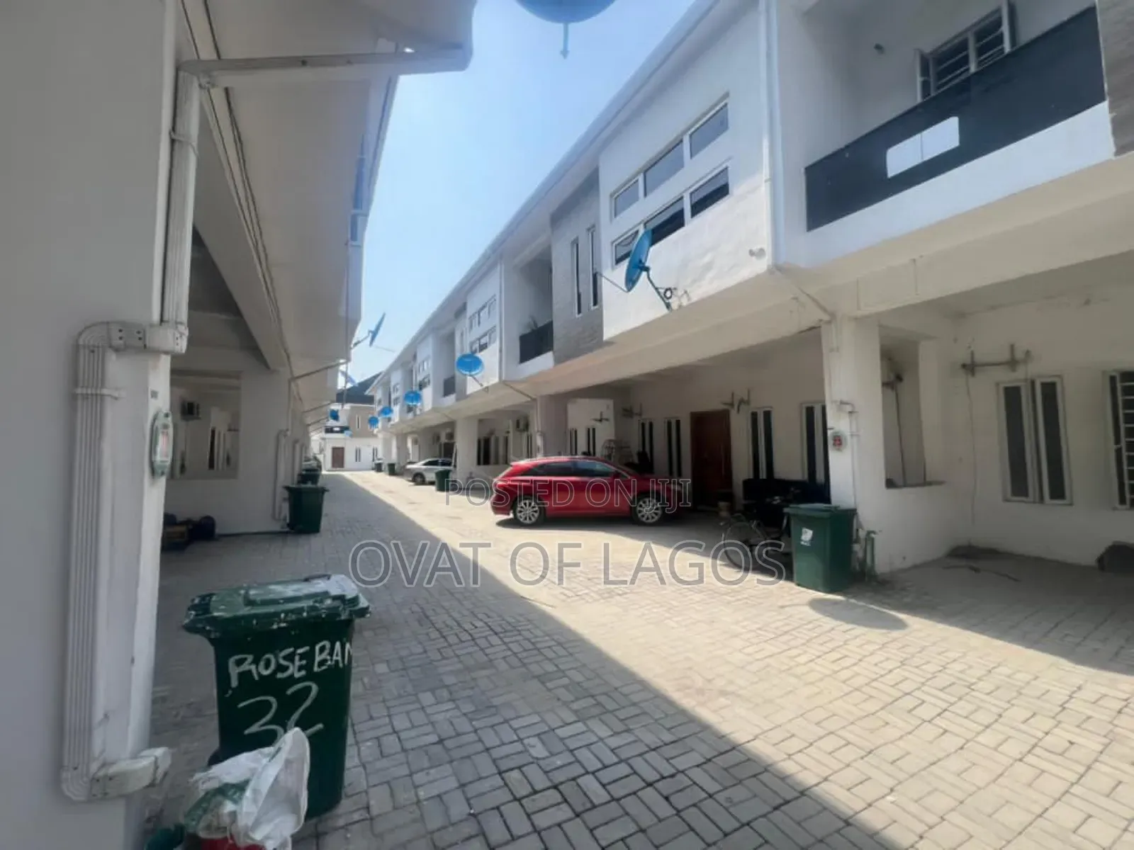 4bdrm Duplex in Ikota Villa for rent