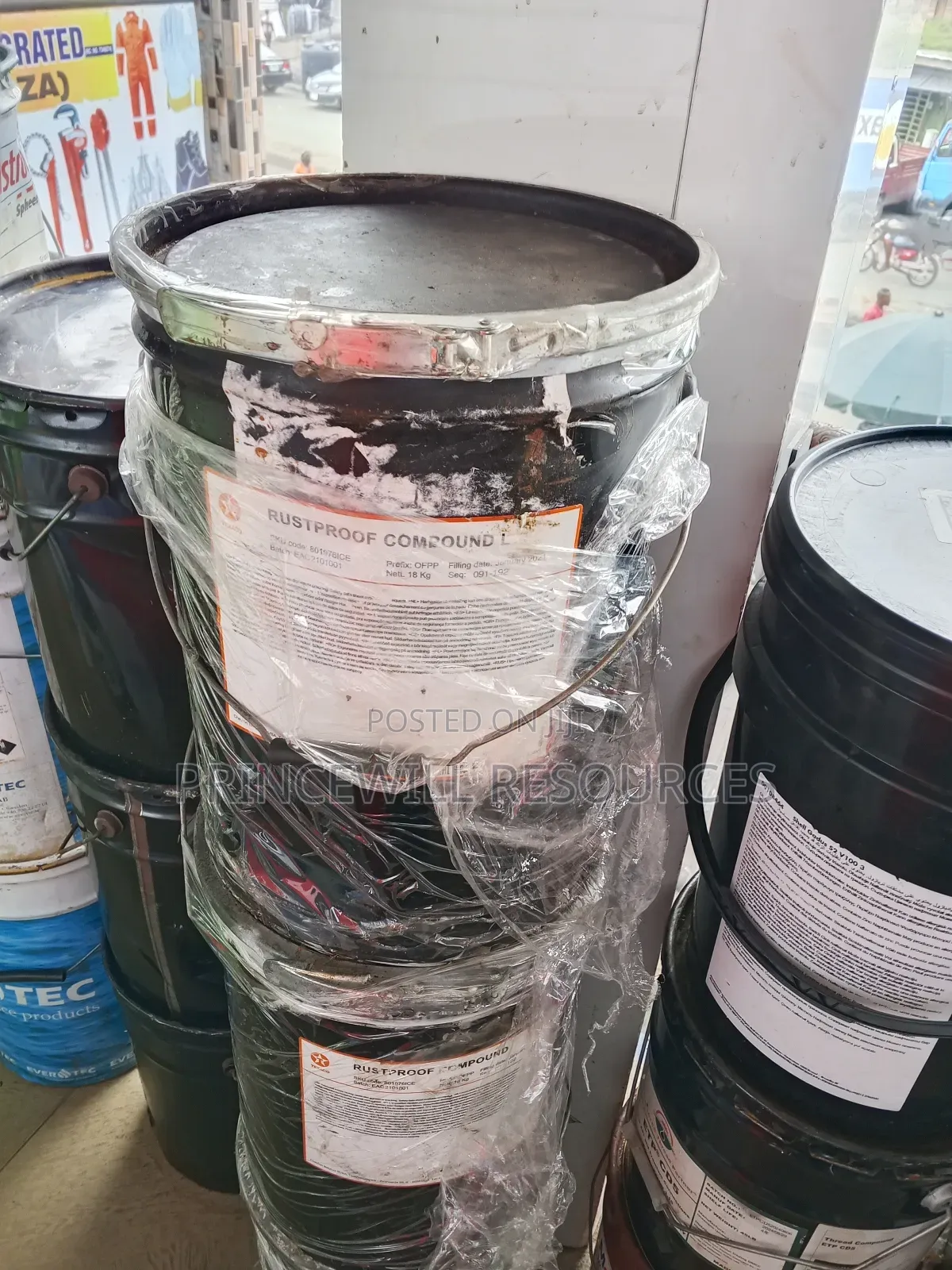 Total Engine Oil and Grease Maintenance