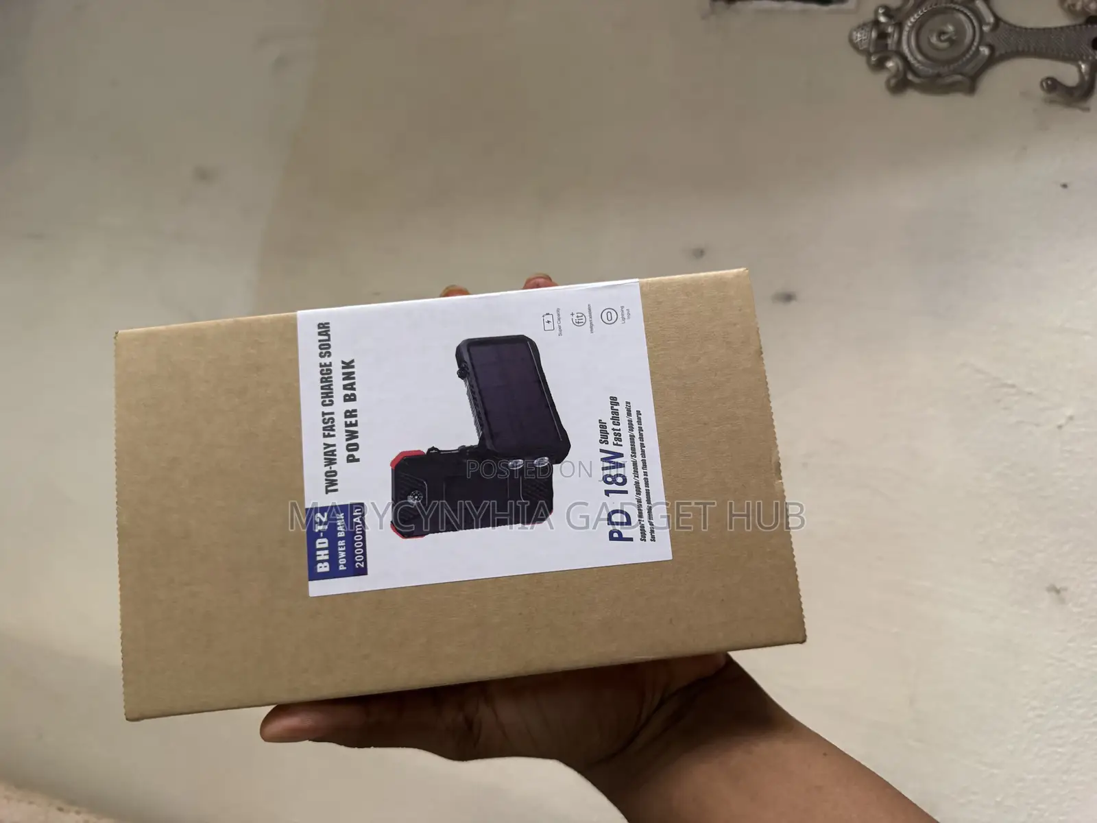 Two-Way Fast Charge Solar Power Bank