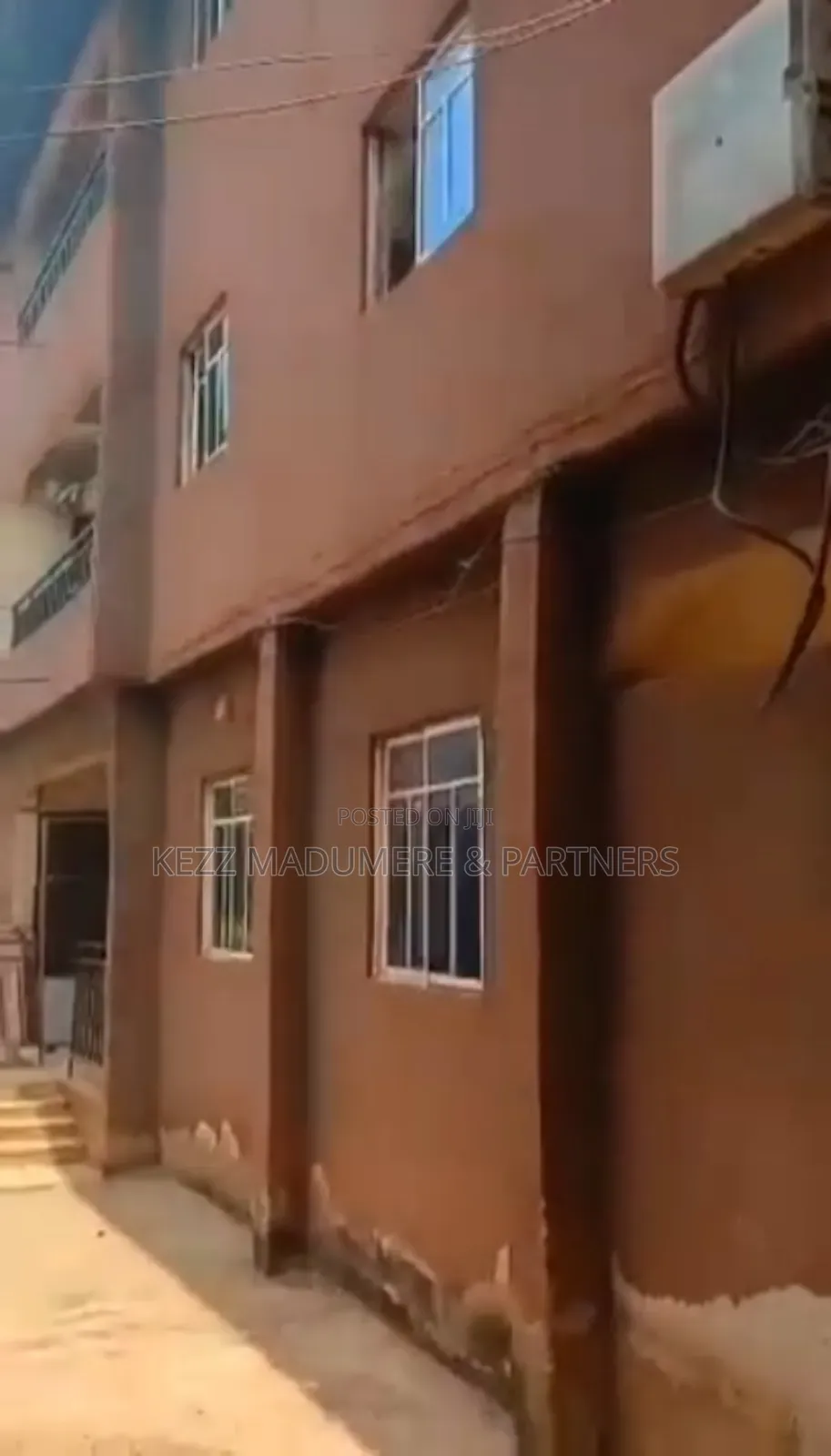 16bdrm Block of Flats in Abakpa Enugu State for sale