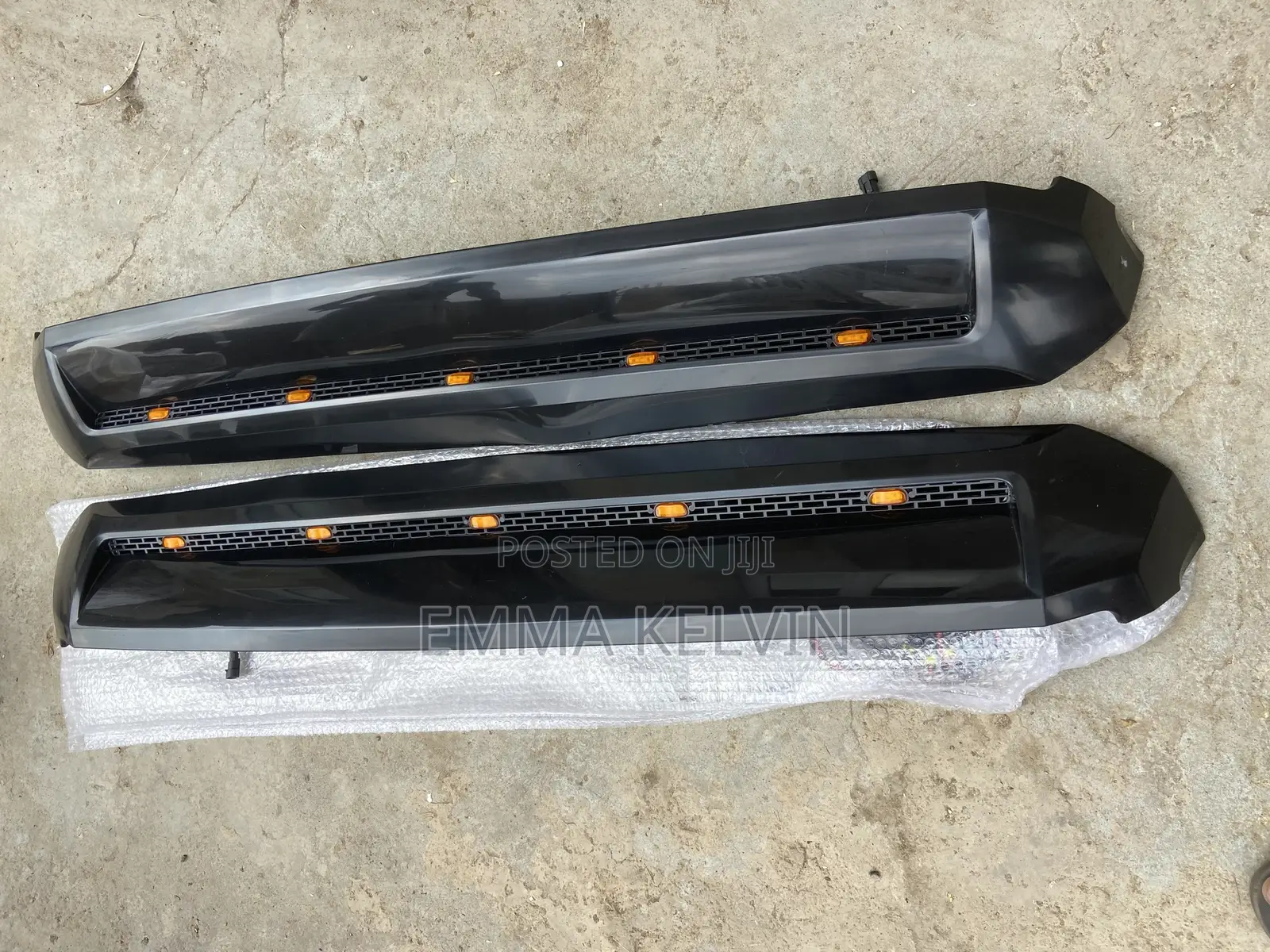 Black Bonnet Chrome With Light Tundra 2020 Model