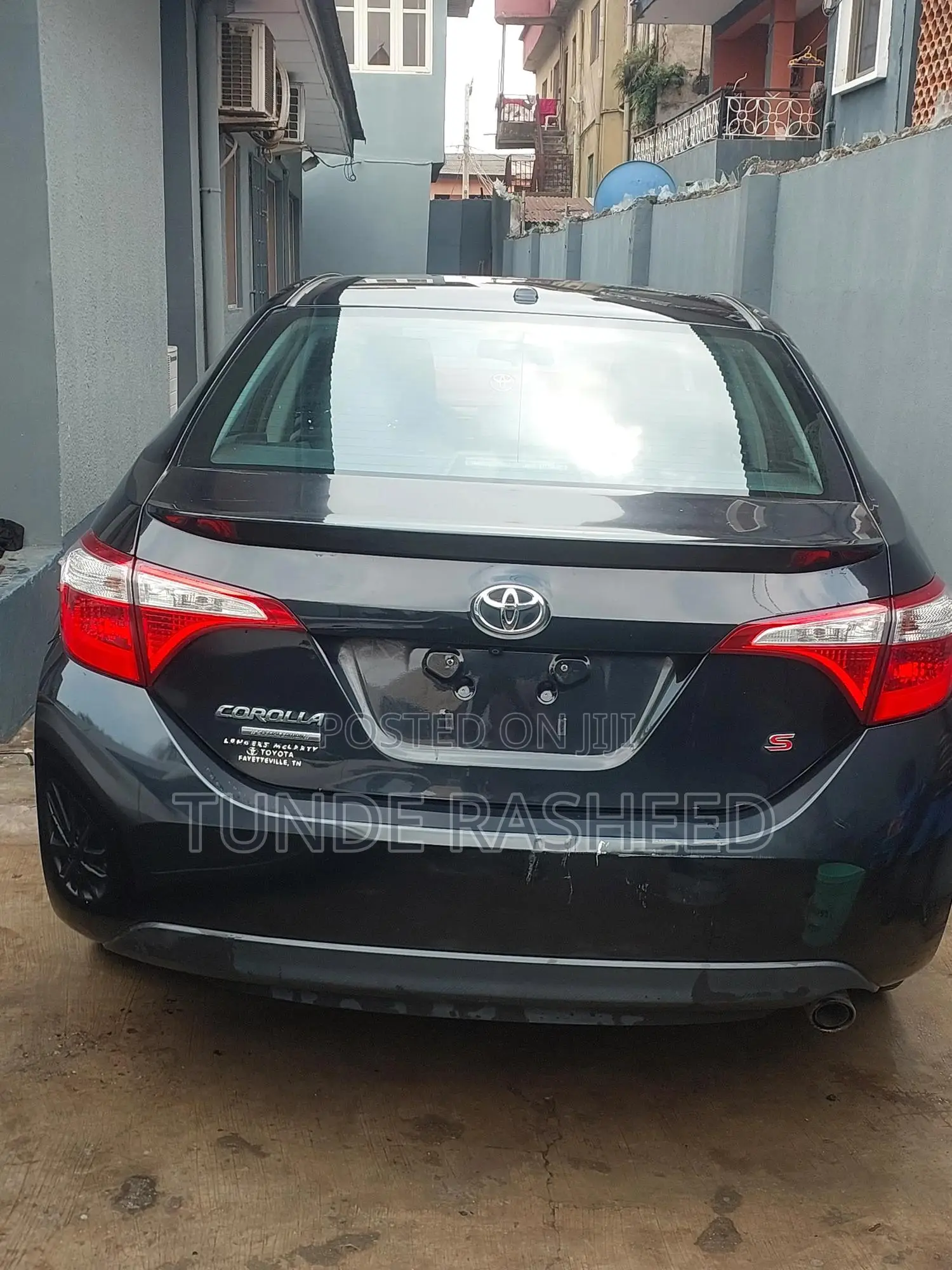 Toyota Corolla S w/Special Edition Pkg (1.8L 4cyl CVT) 2016 Black