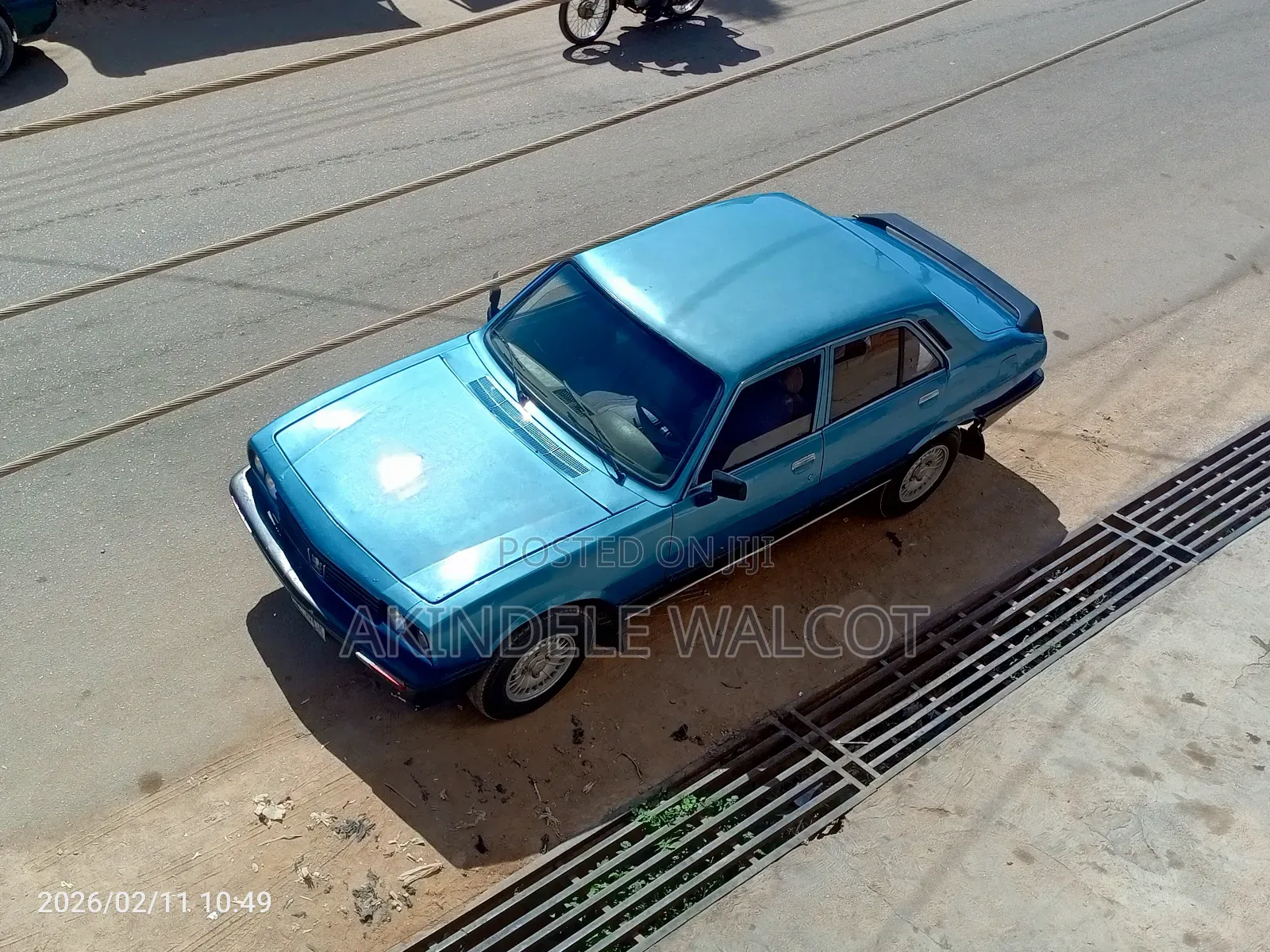 Peugeot 504 1990 Blue