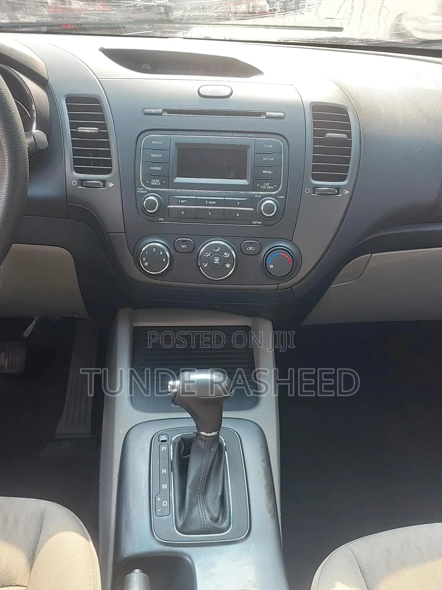 Kia Forte LX Sedan 2015 White