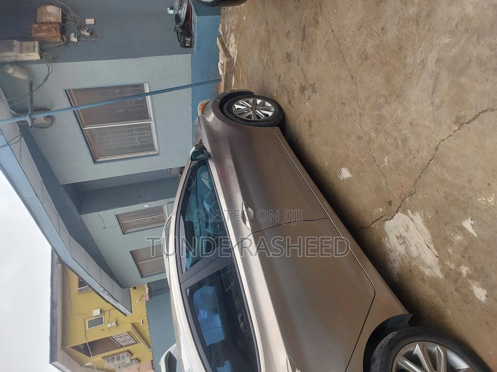 Hyundai Elantra SE 4dr Sedan (1.8L 4cyl 6M) 2014 Gold