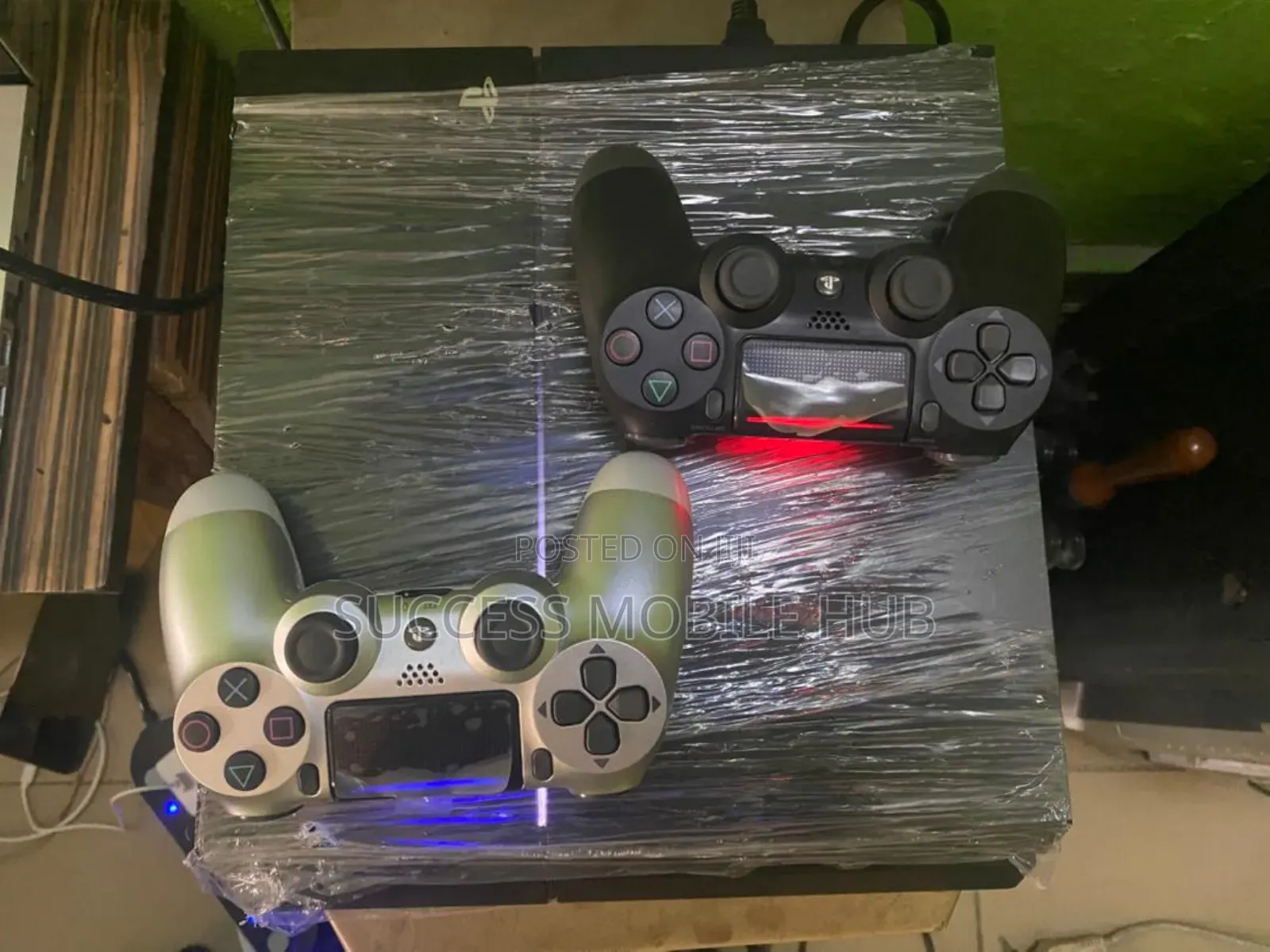 Super Clean Ps4 Console + 2 New Pads Full Accesories 8 Top Games