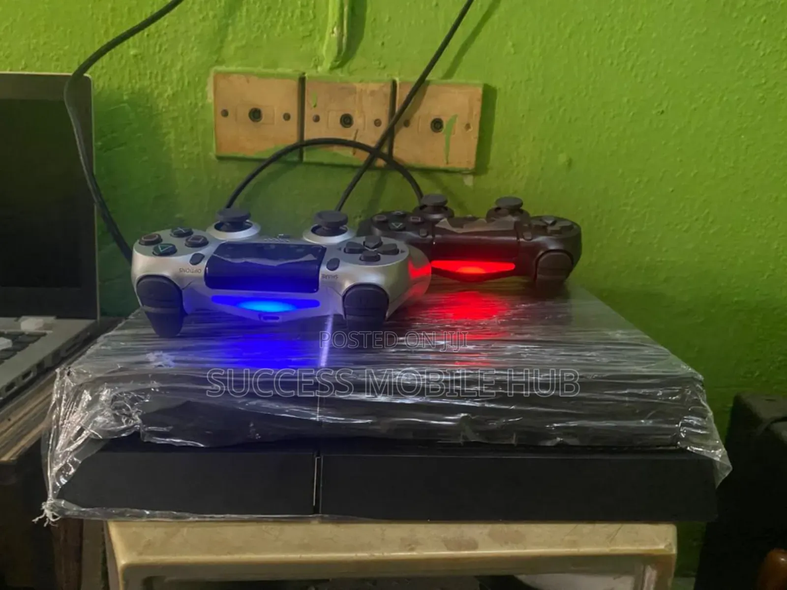 Super Clean Ps4 Console + 2 New Pads Full Accesories 8 Top Games