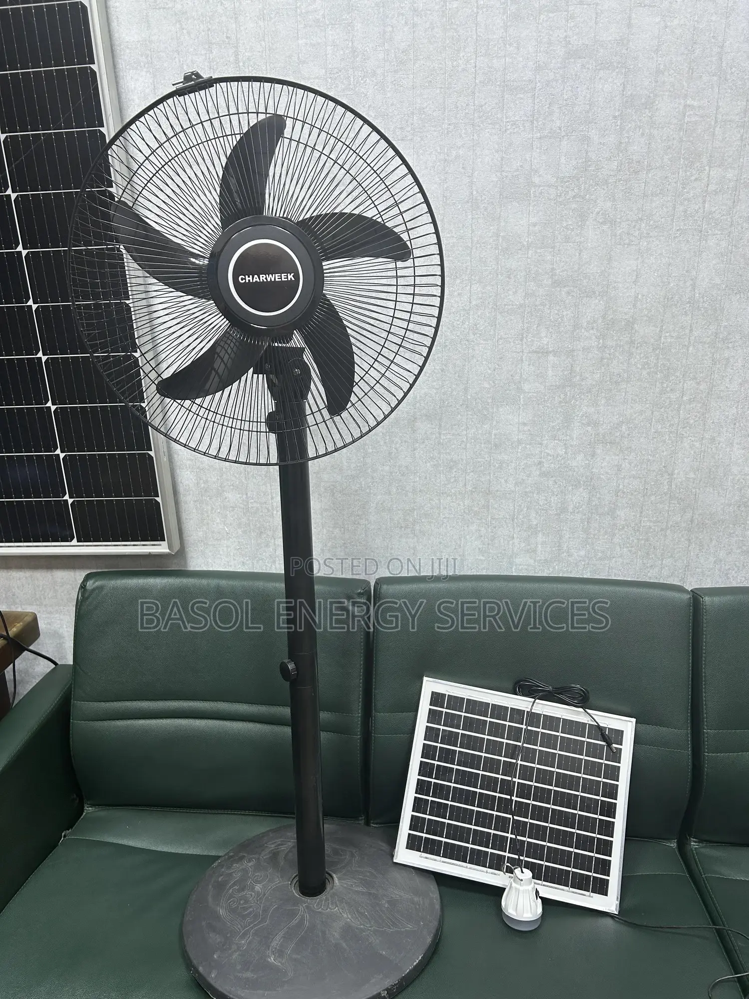 16 Inches Solar Rechargeable Fan With Bulb