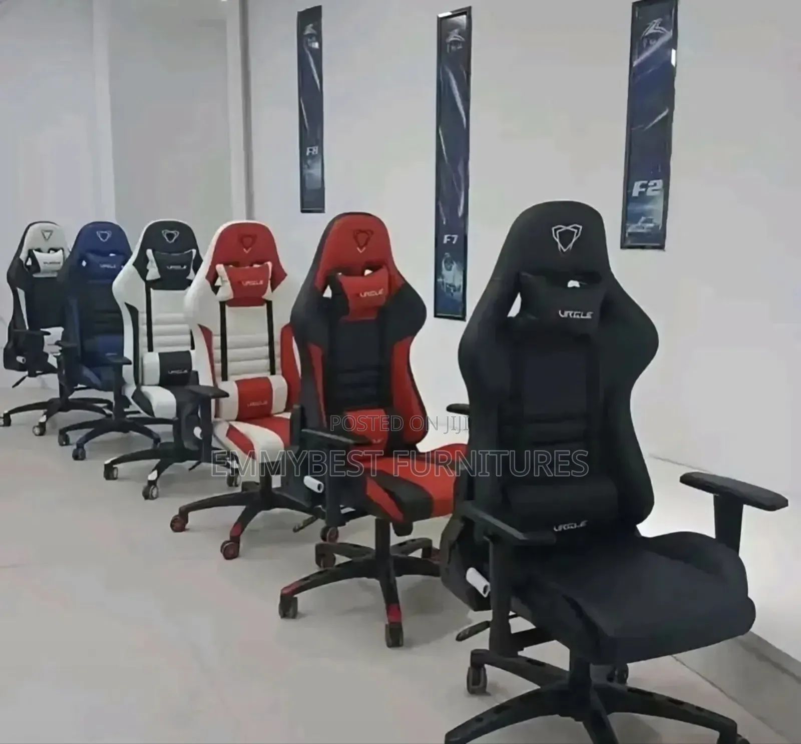Executive Swivel Leather Office Chair.