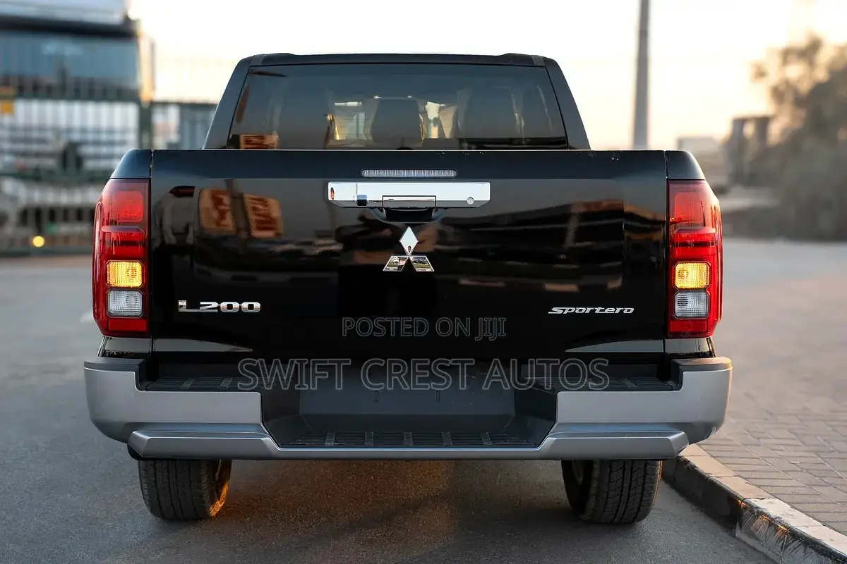 New Mitsubishi L200 2025 Black