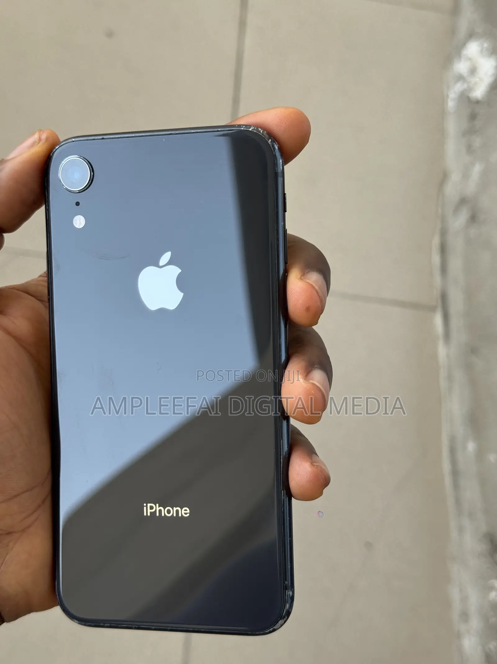 Apple iPhone XR 64 GB Black