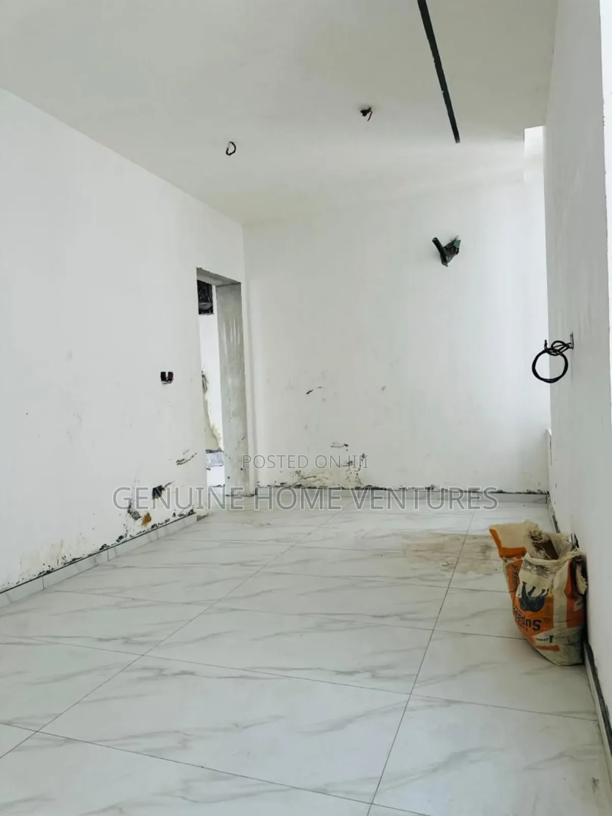 2bdrm Apartment in Lekki Phase 1 for sale